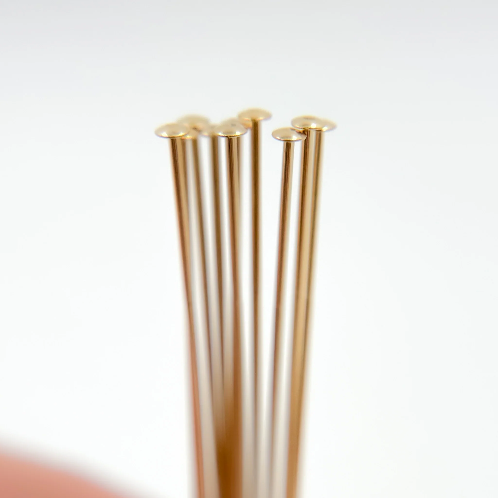 HPGF243. 24 Gauge Gold-filled Flat 2 Inch Headpin