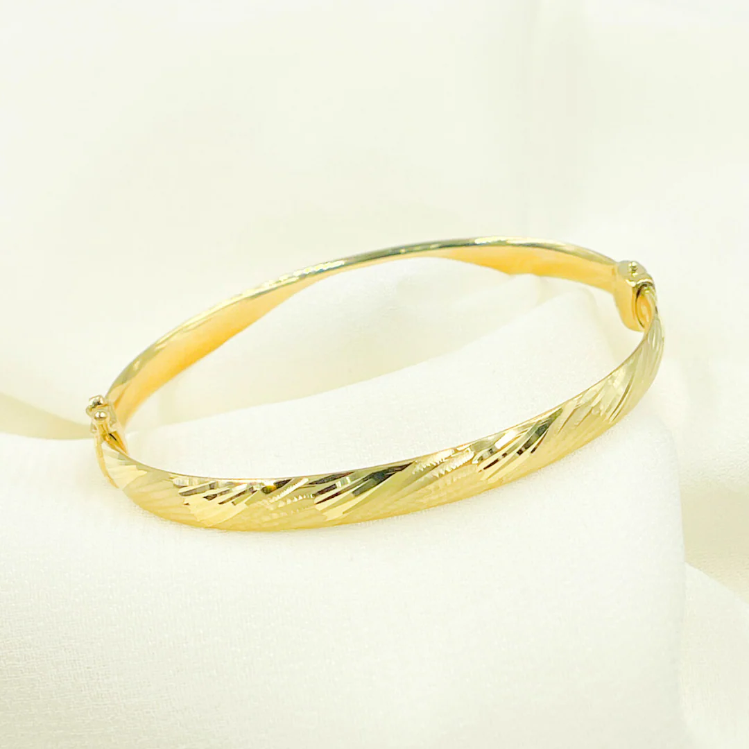 Bangle21. 14K Solid Gold Matte Textured Bangle