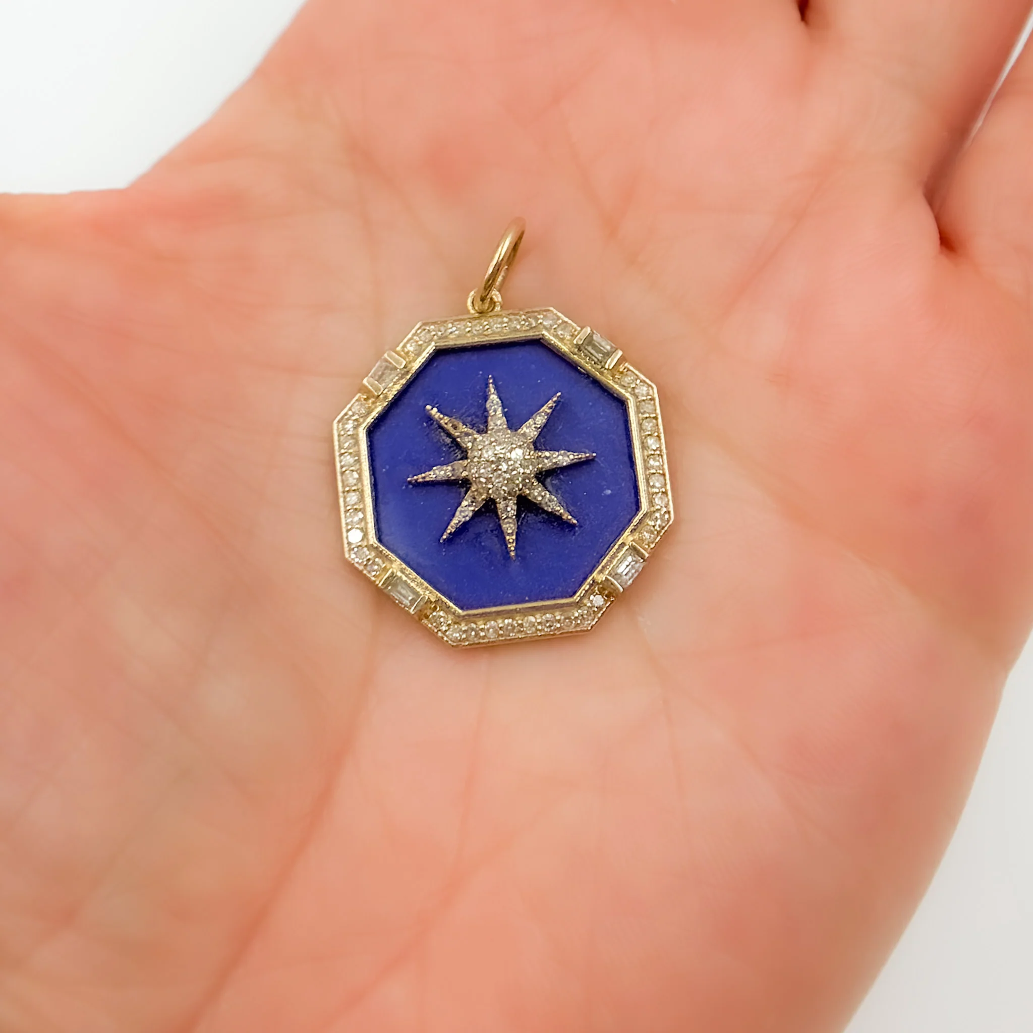 KG141. 14K Gold Star Pendant - Image 2