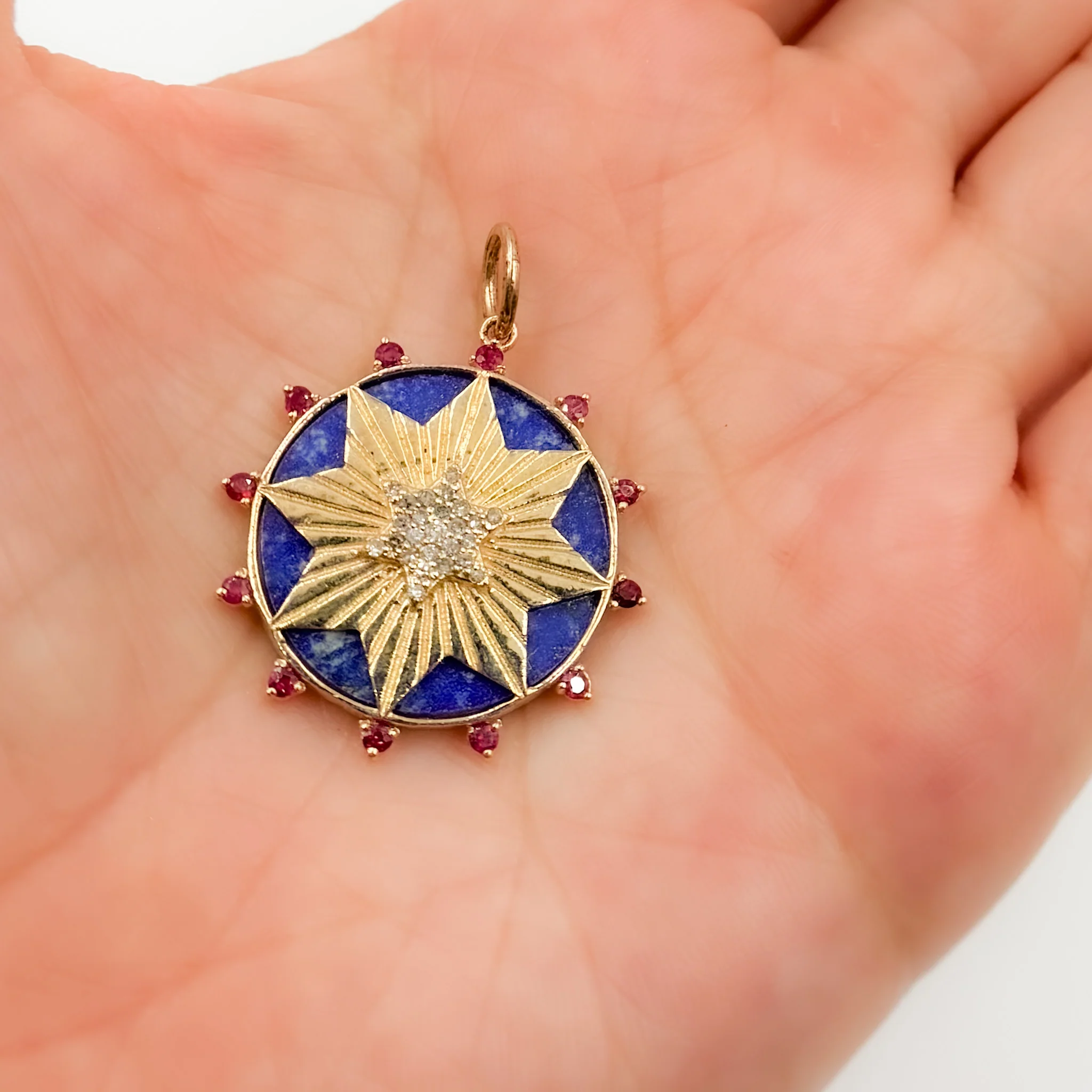 KG210. 14K Gold Round Star Pendant - Image 4