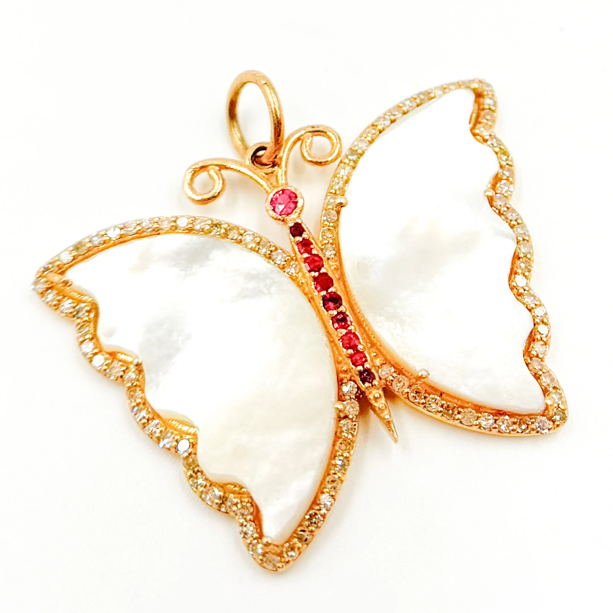 KG250. 14K Gold Butterfly Pendant - Image 5