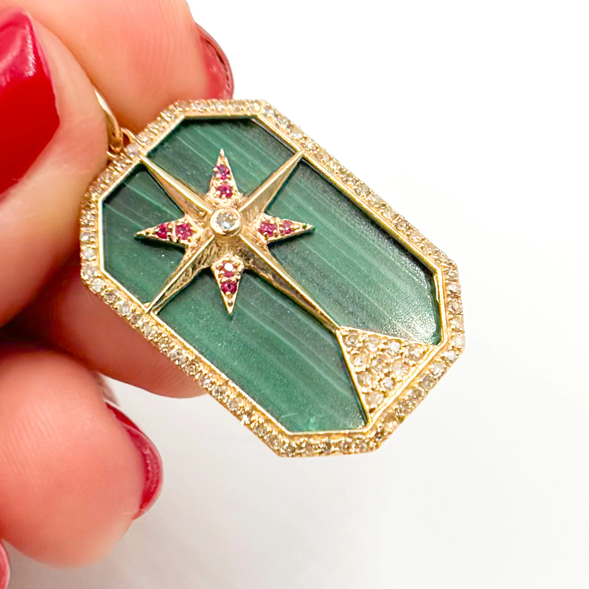 KG259. 14K Gold Star Pendant - Image 4