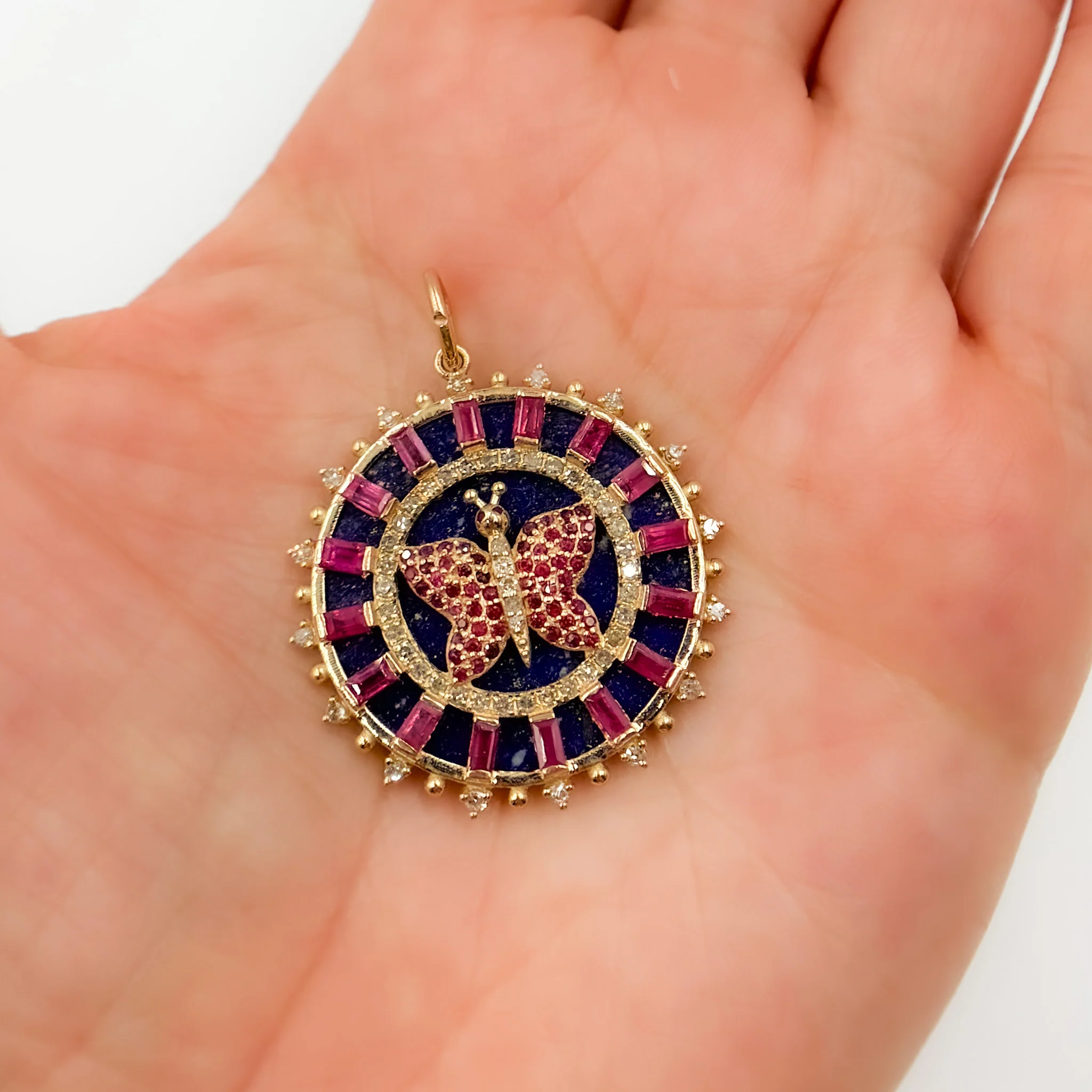 KG283. 14K Solid Gold Round Butterfly Pendant - Image 2