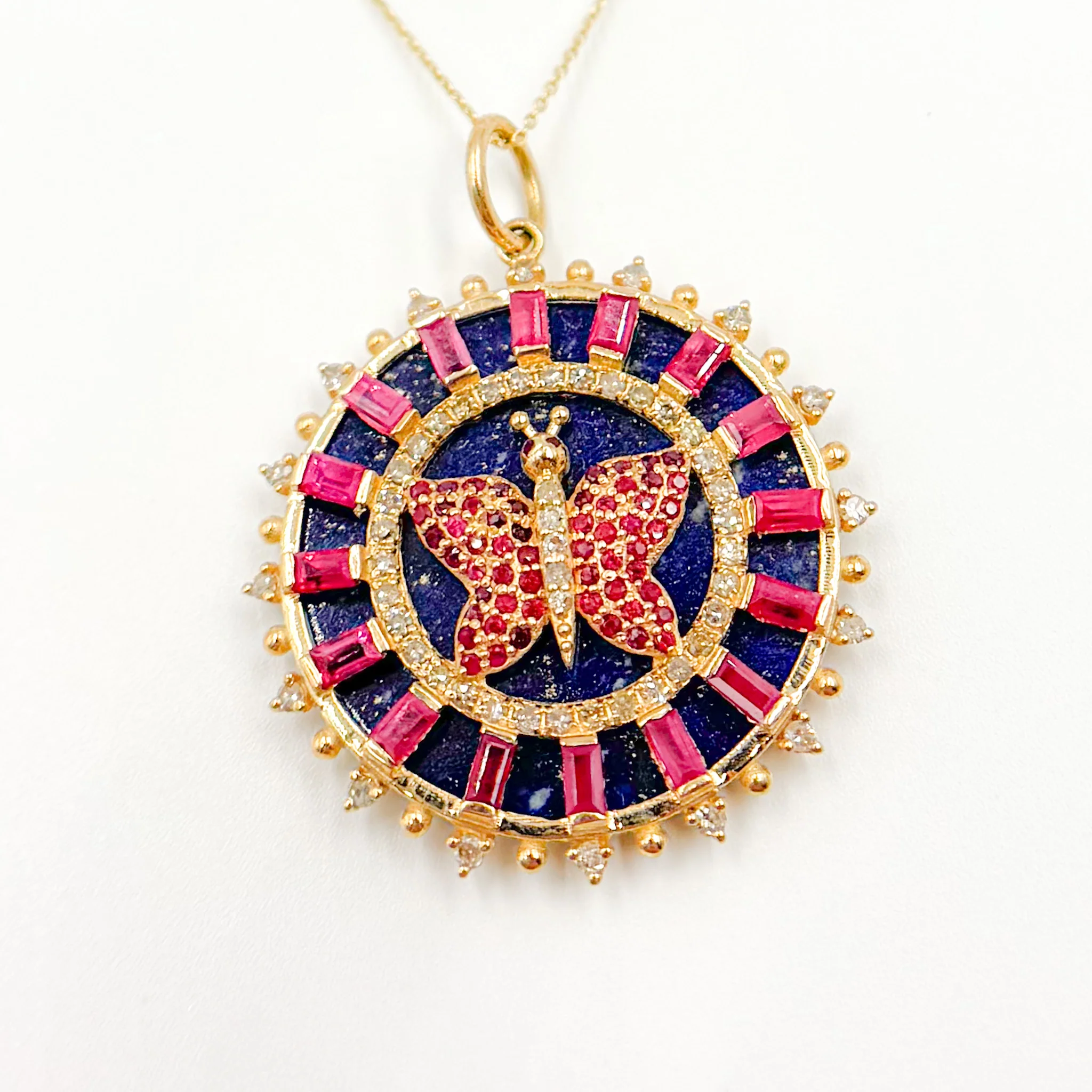 KG283. 14K Solid Gold Round Butterfly Pendant - Image 3