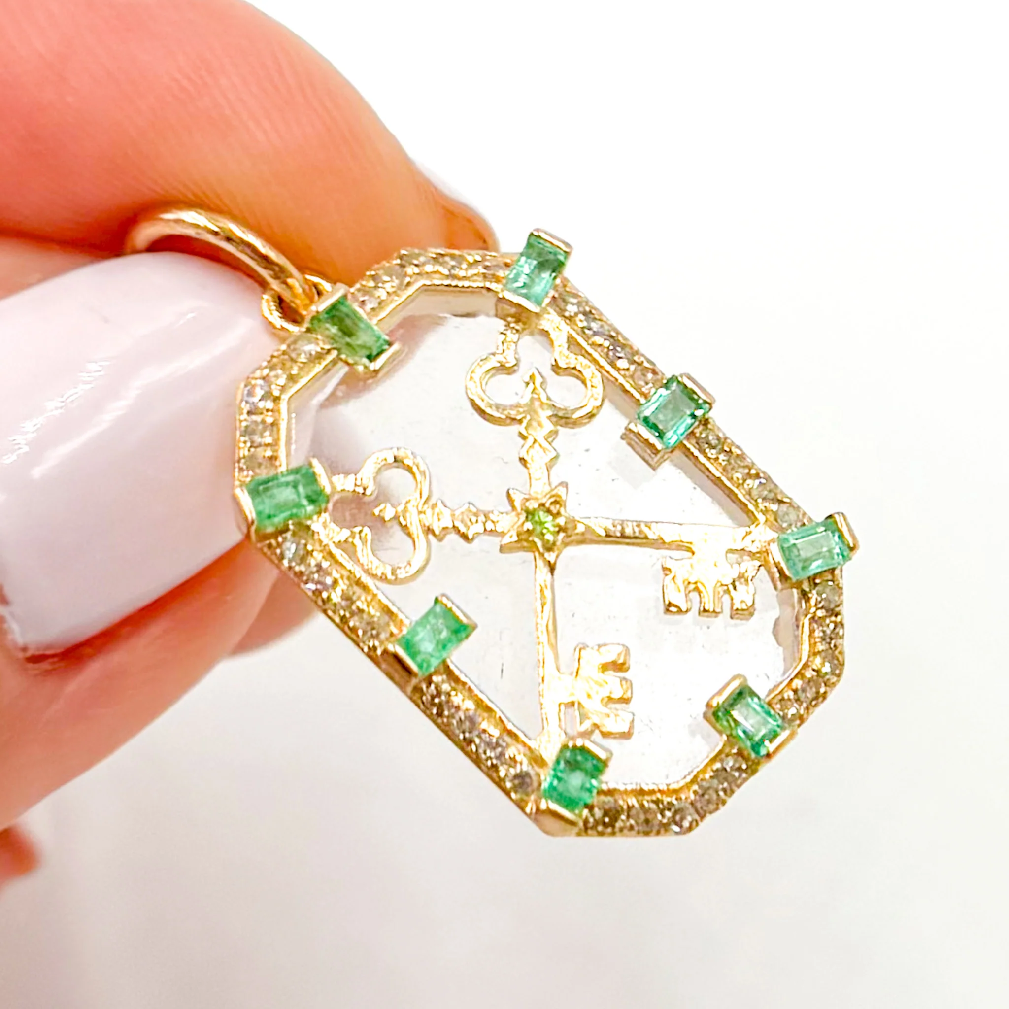 KG288. 14K Gold Keys Rectangle Pendant - Image 7