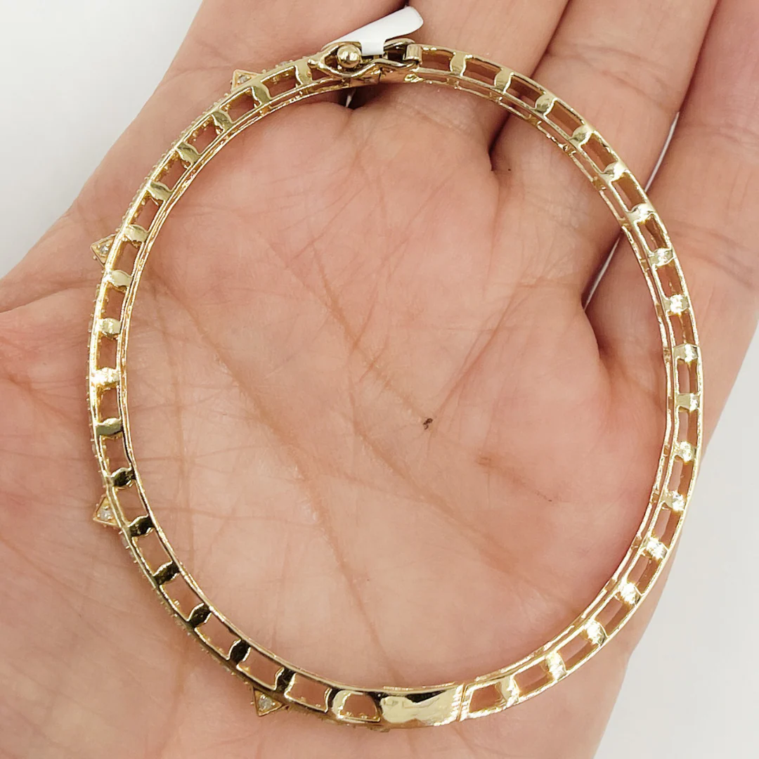 KG97. 14K Solid Gold Bangle with Diamonds - Image 5