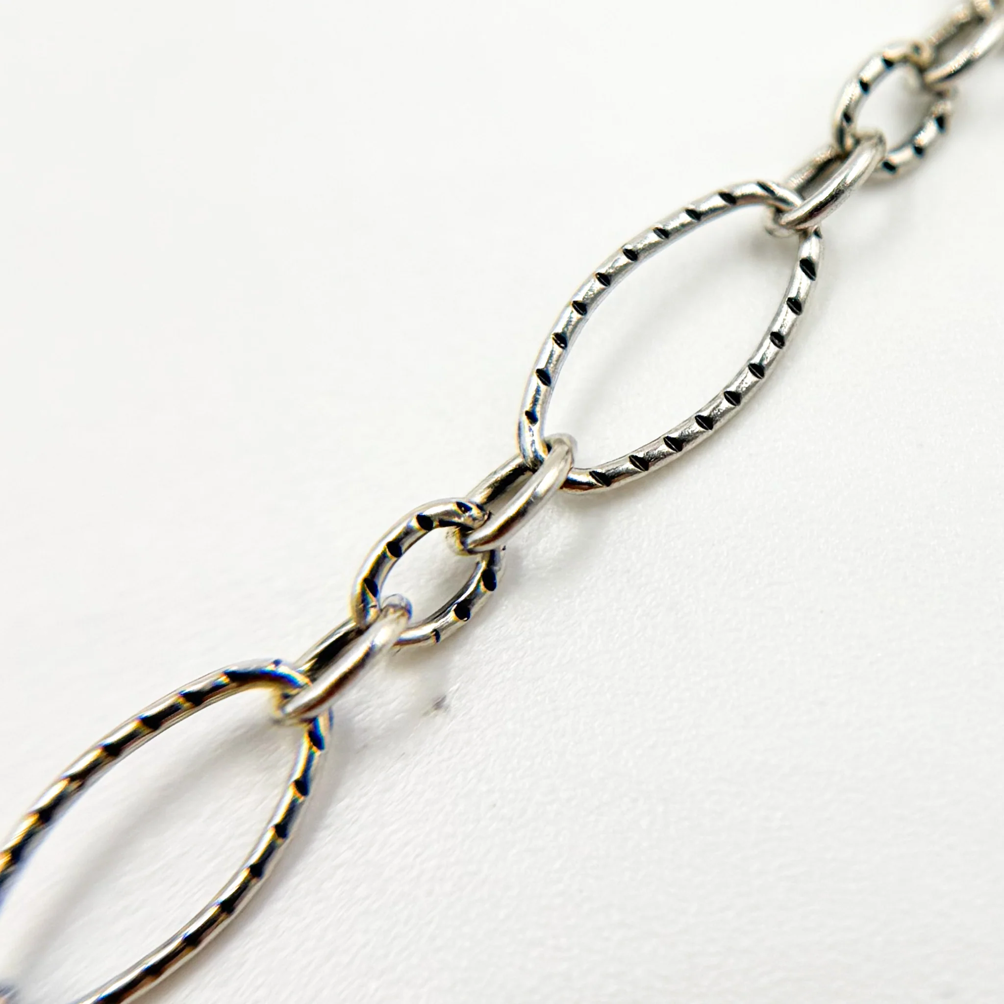 738TWOX. Oxidized Sterling Silver Hammered Oval and Smooth Round Links Chain - Image 2
