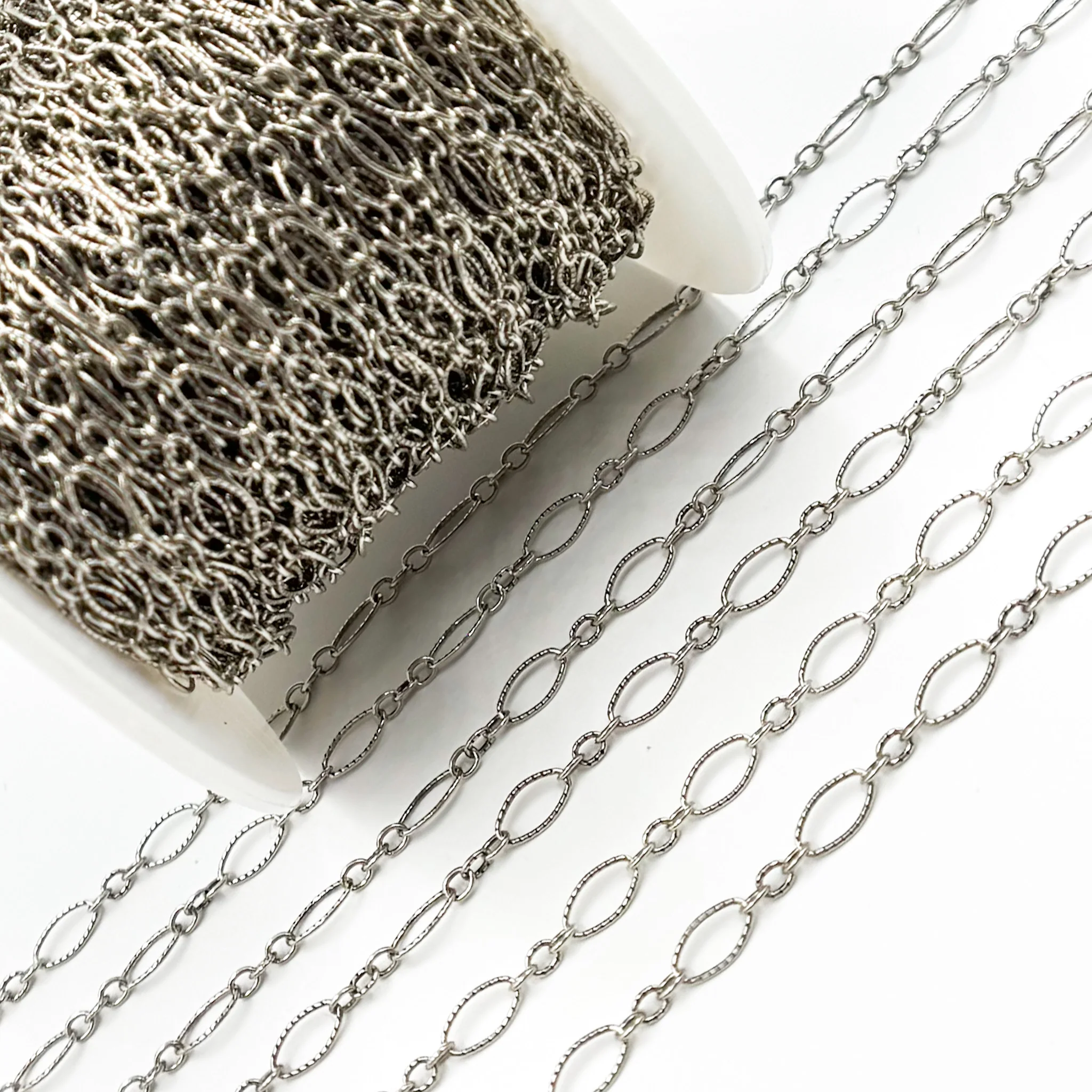 738TWOX. Oxidized Sterling Silver Hammered Oval and Smooth Round Links Chain - Image 5