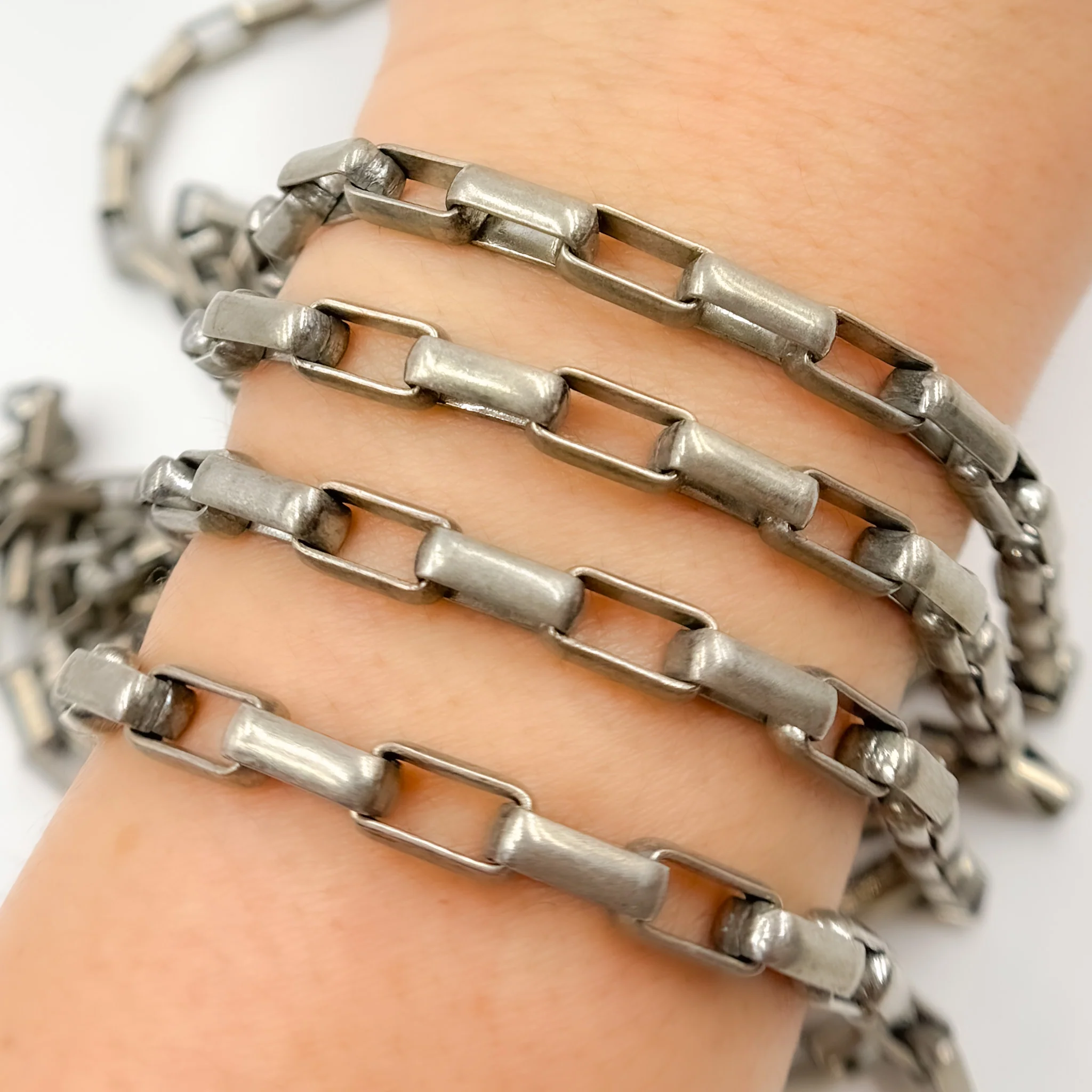 502OX-Y143OX. Oxidized Sterling Silver Smooth Box Chain - Image 5