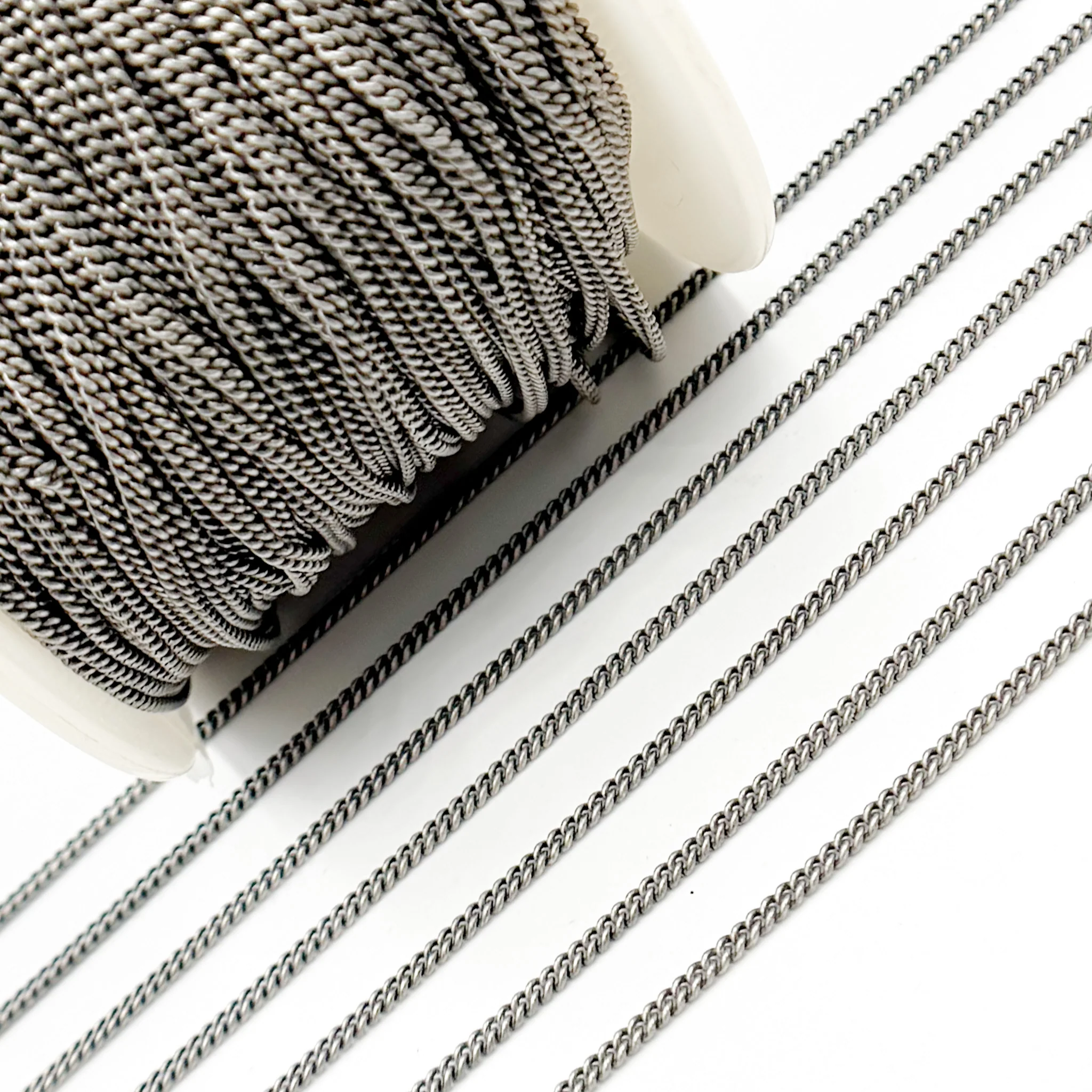 X17OX. Oxidized Sterling Silver Curb Chain - Image 5