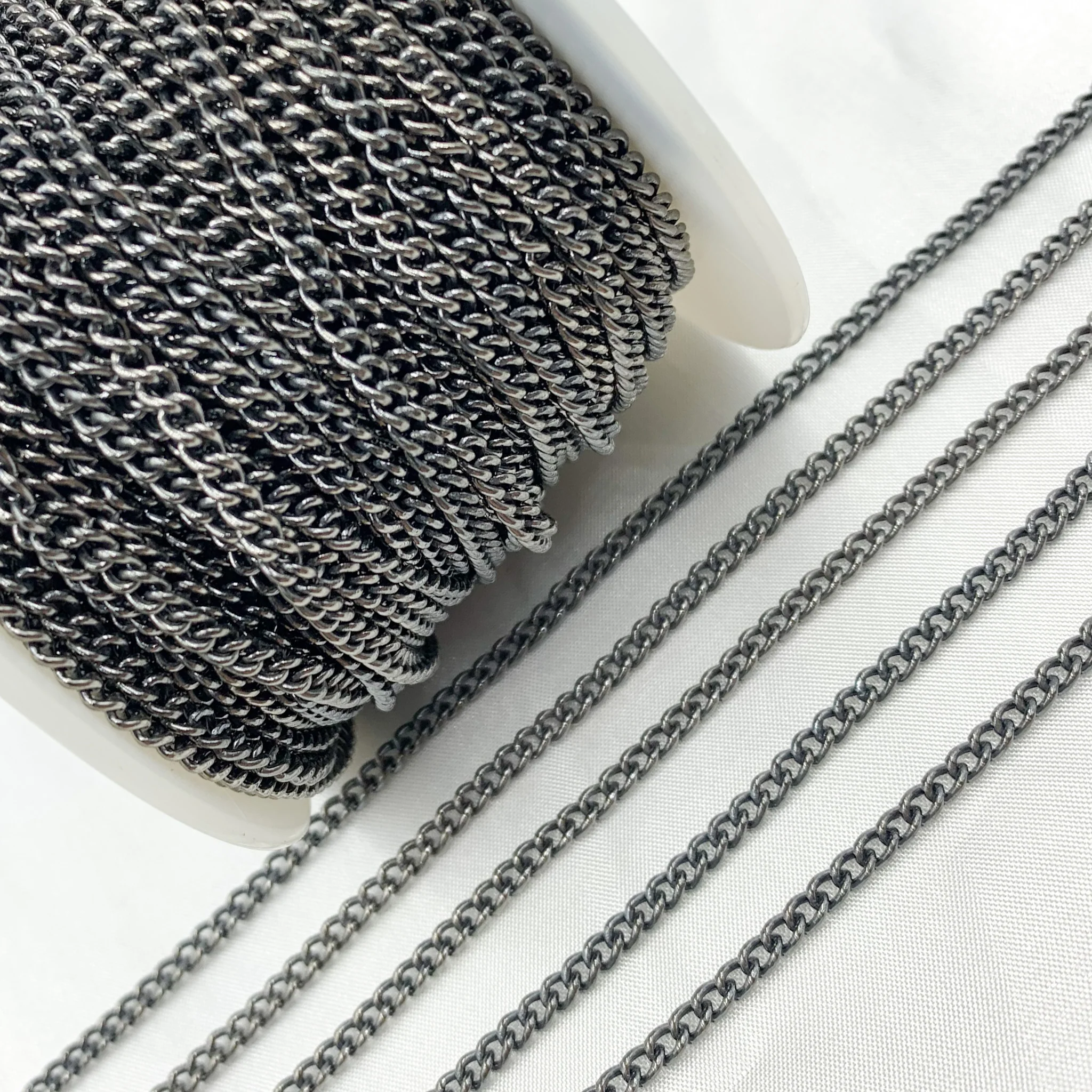 Y1OX. Oxidized Sterling Silver Curb Chain - Image 5