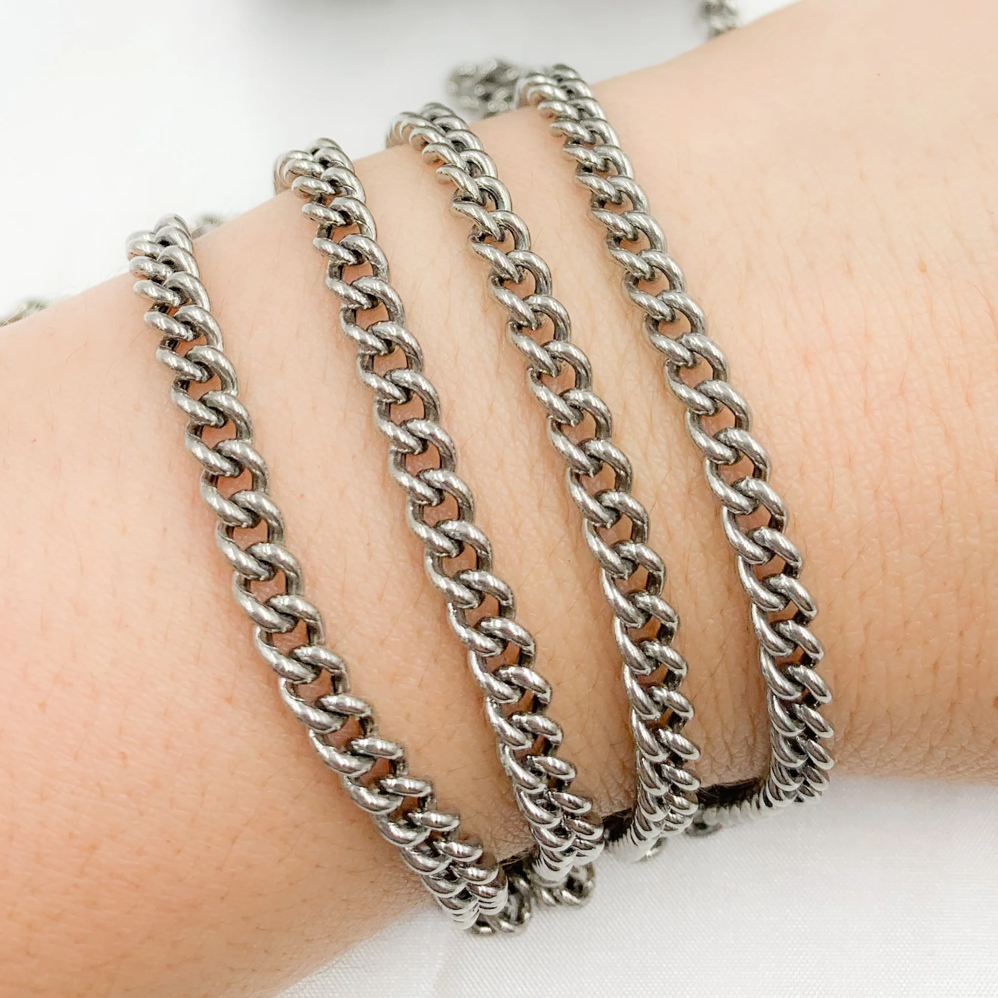 Y2OX. Oxidized Sterling Silver Curb Chain - Image 3