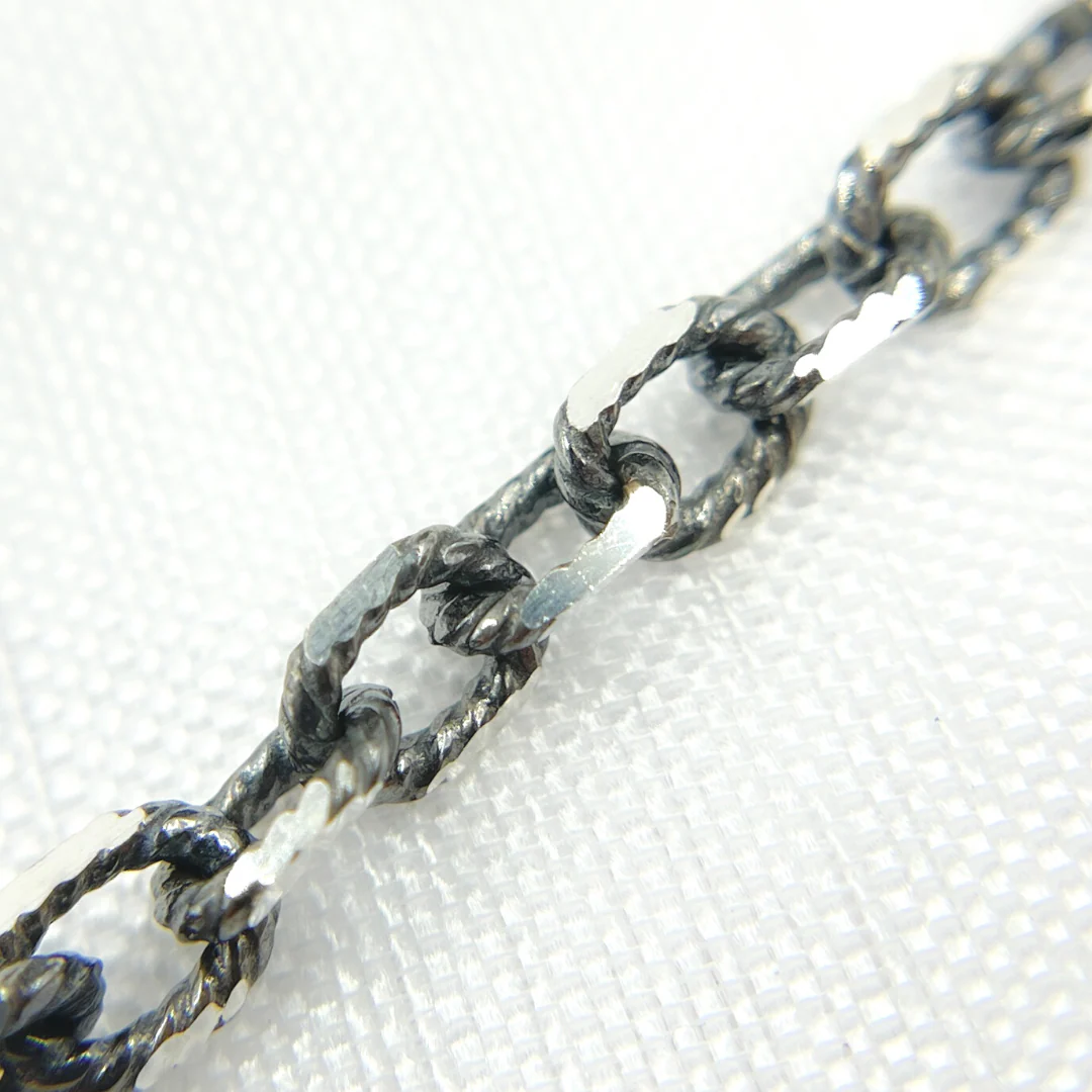 V33OX. Oxidized 925 Sterling Silver Diamond Cut Cable Link Chain - Image 4