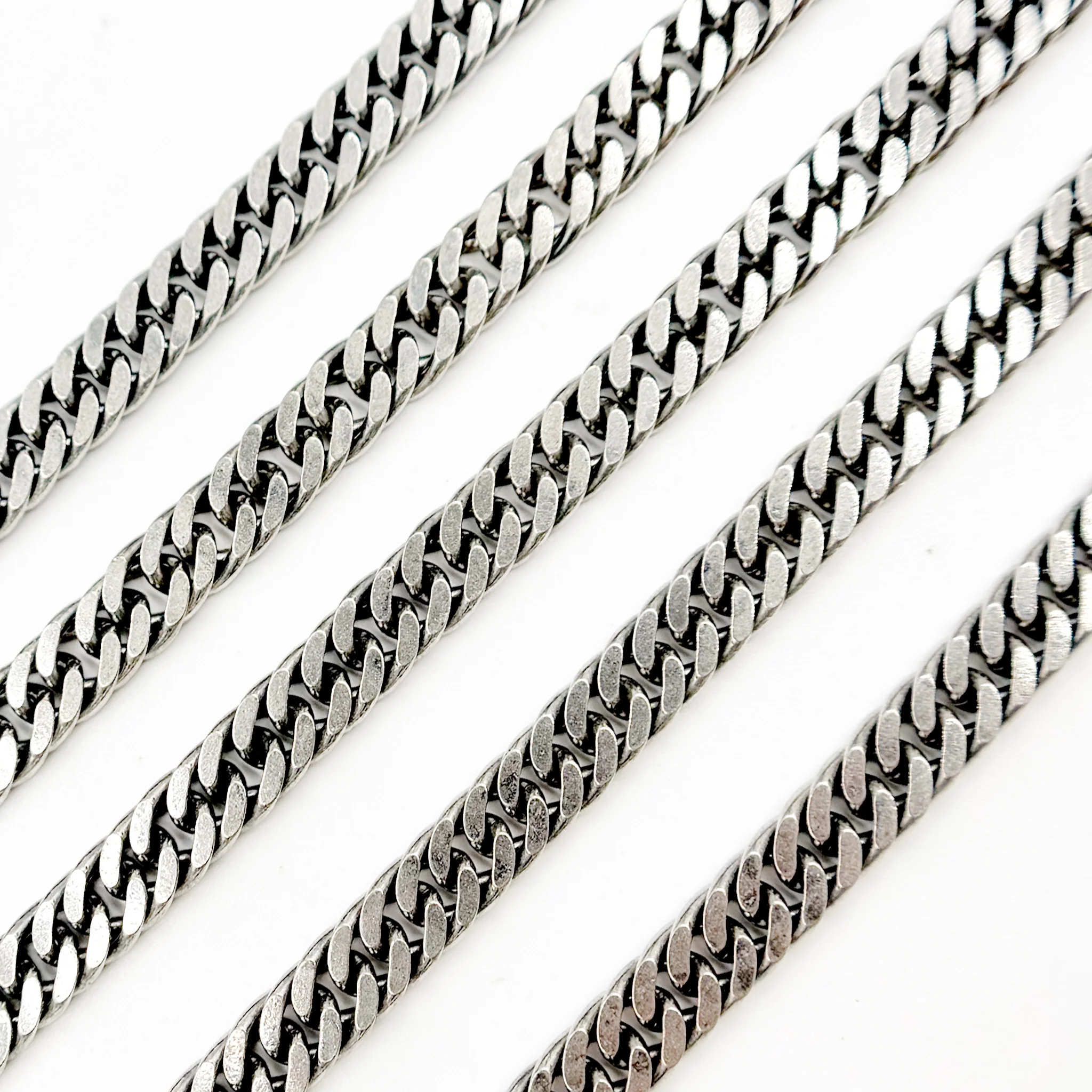 Y69OX. Oxidized Sterling Silver Double Curb Chain - Image 3