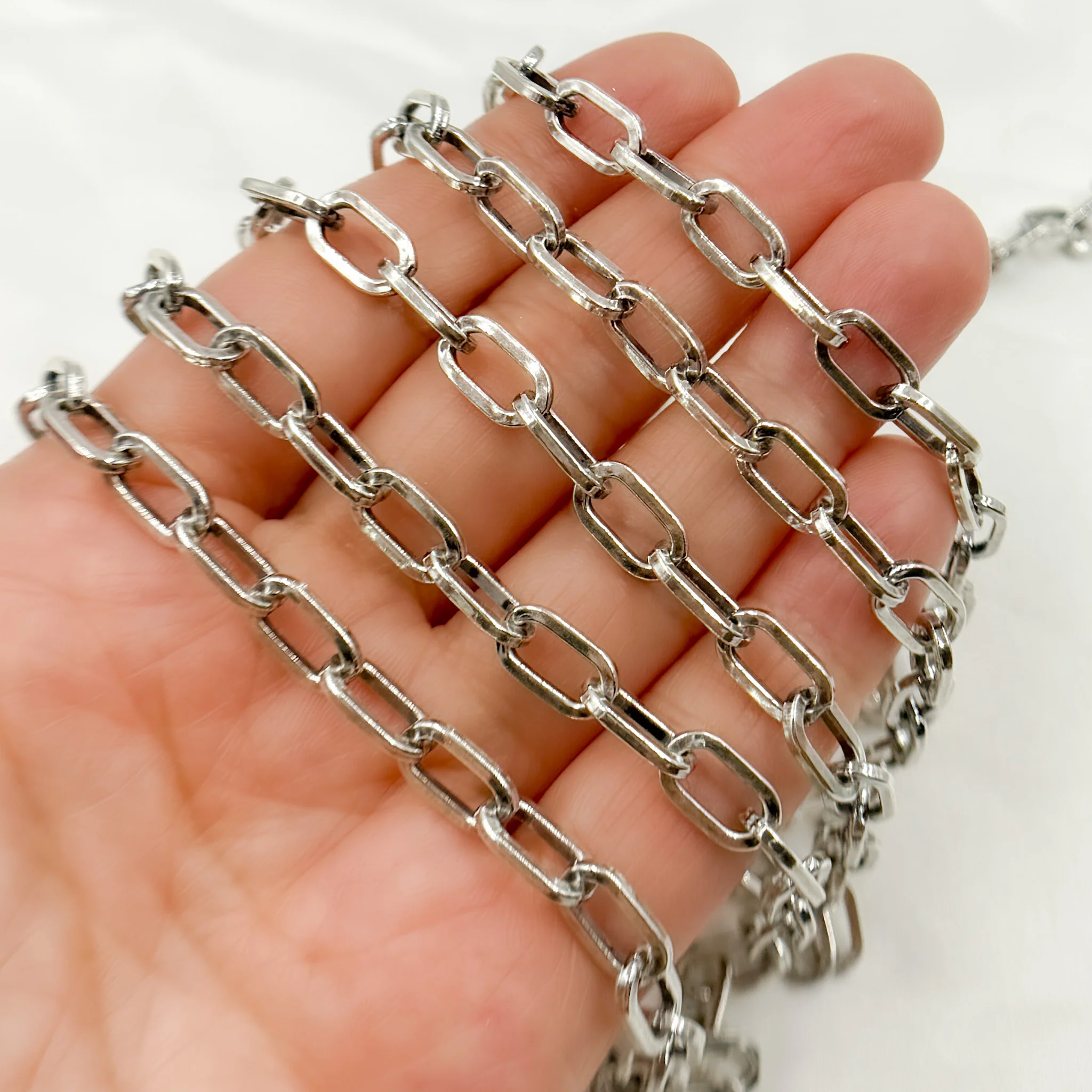 V138OX. Oxidized 925 Sterling Silver Flat Oval Link Chain