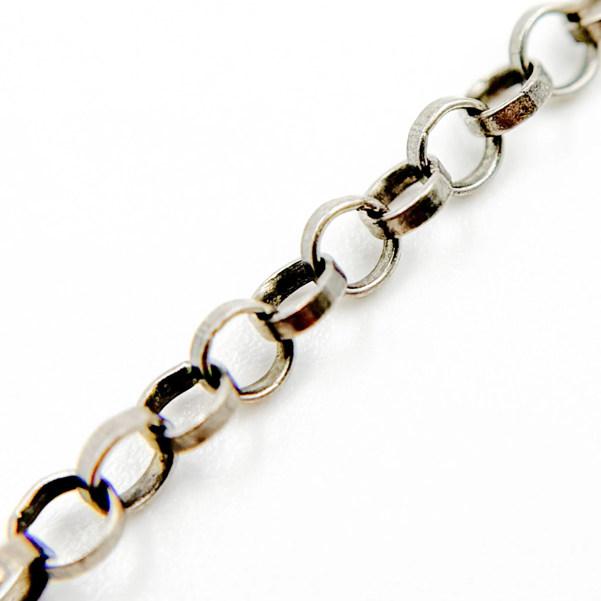 977OX. Oxidized Sterling Silver Rolo Chain - Image 2