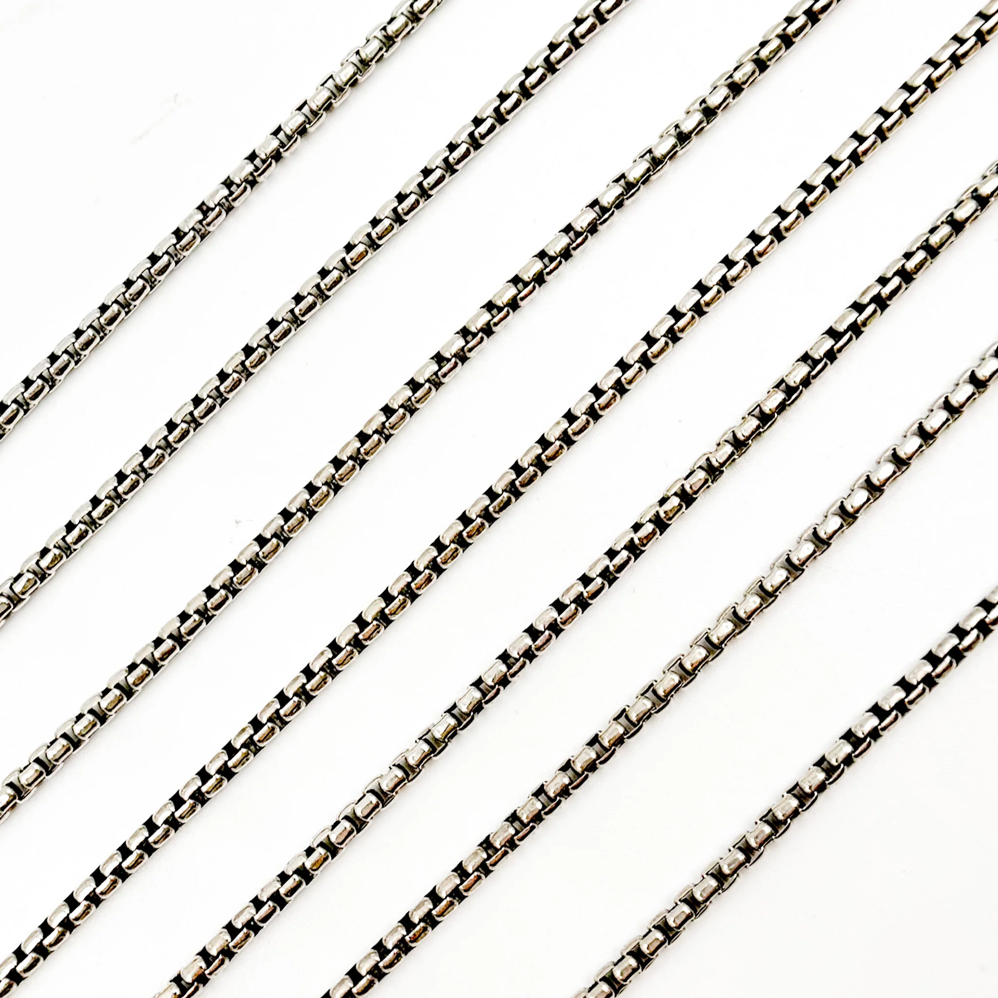 Y49OX. Oxidized Sterling Silver Round Box Chain - Image 3