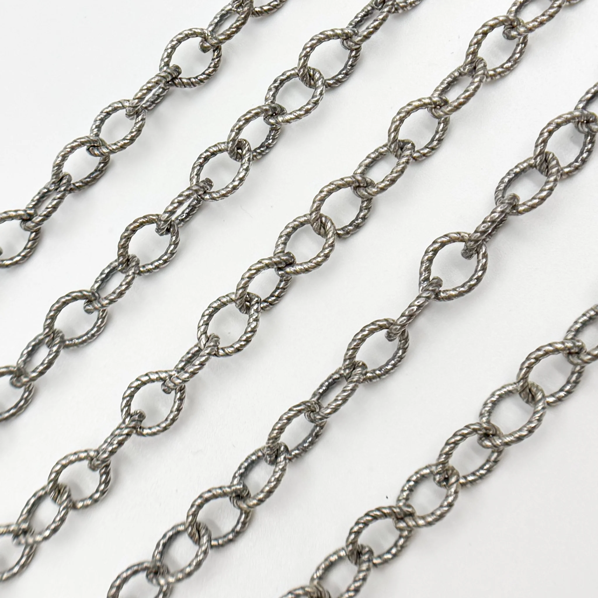 617OX. Oxidized Sterling Silver Twisted Round Link Chain - Image 3