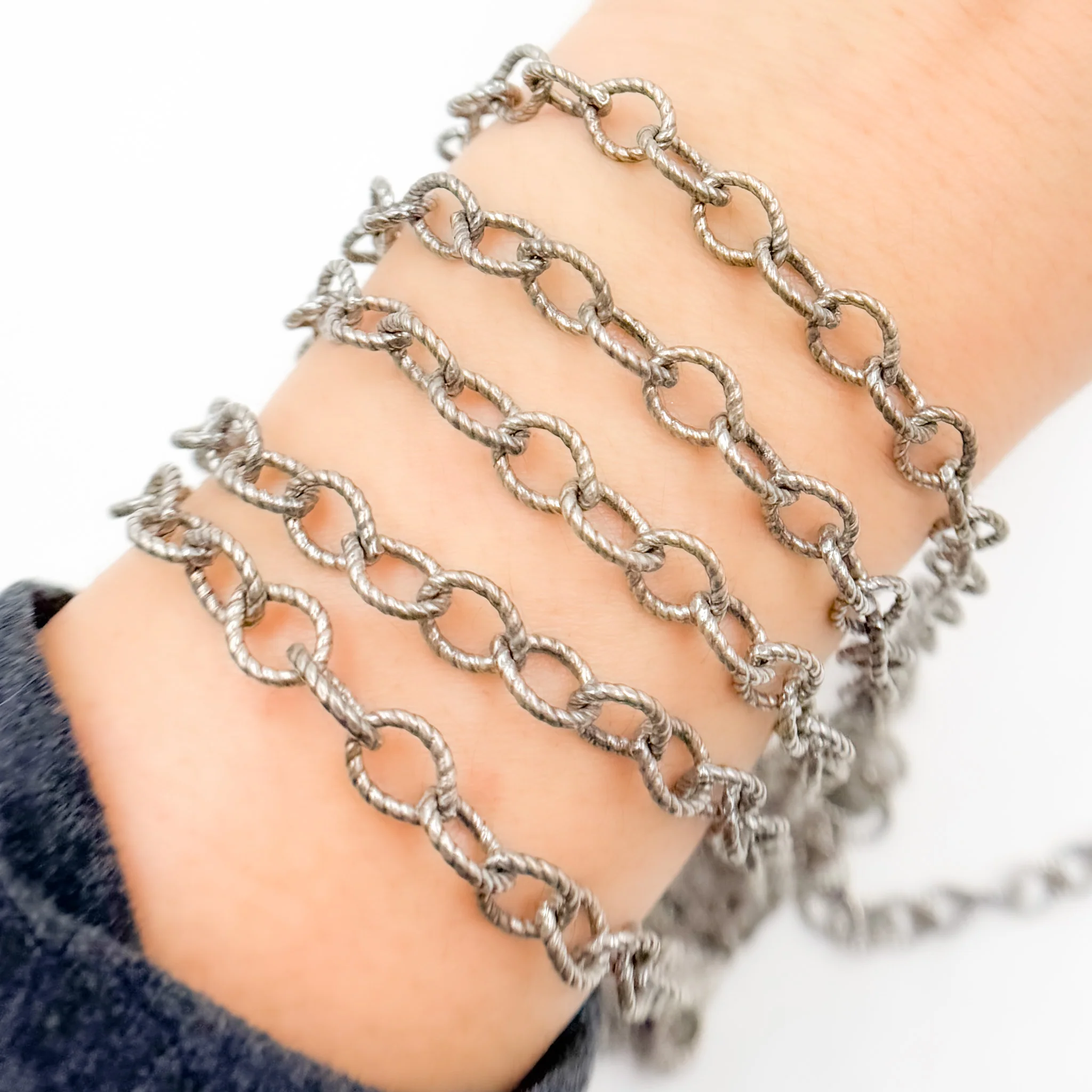 617OX. Oxidized Sterling Silver Twisted Round Link Chain - Image 5