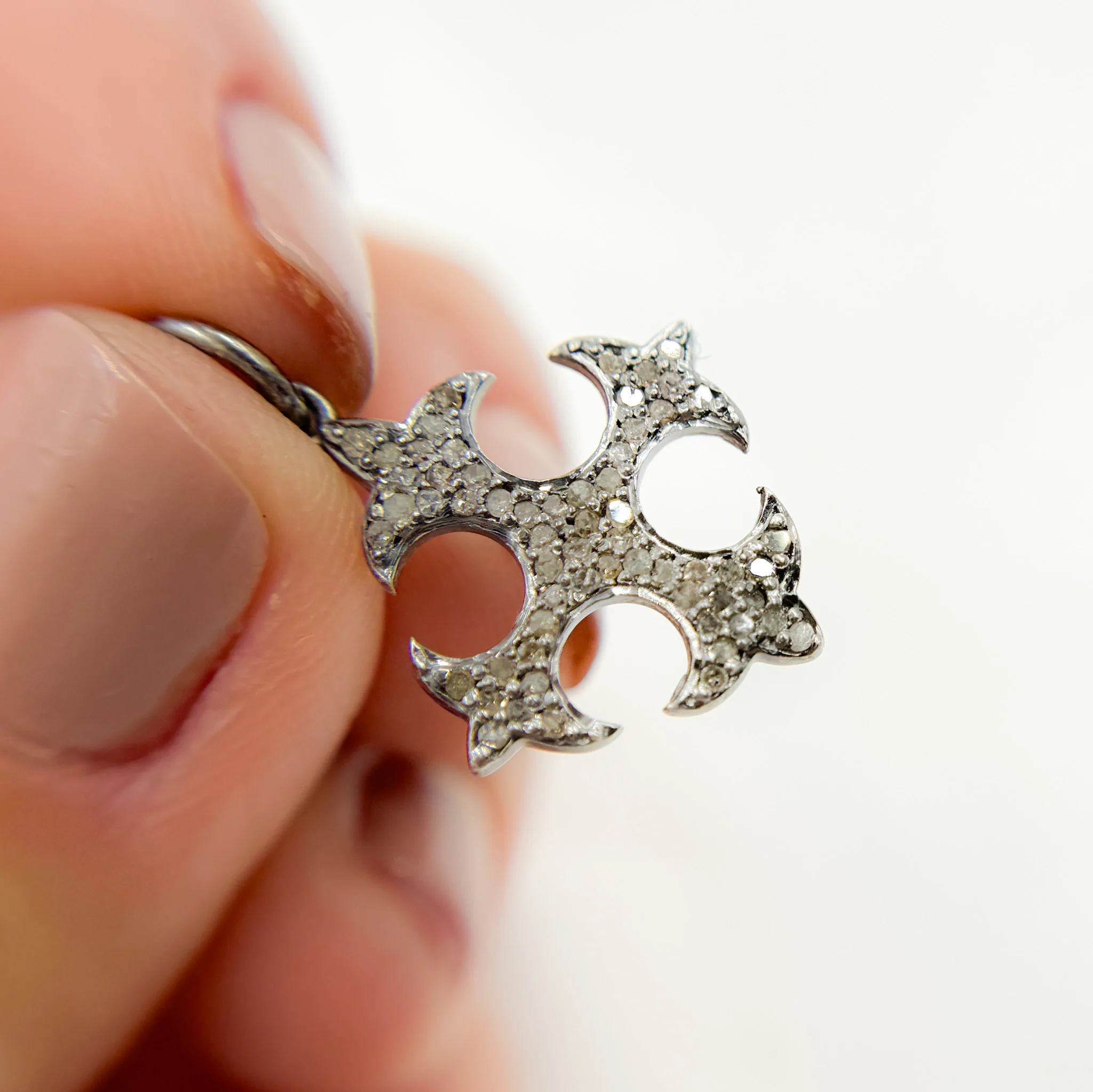 DC893. Diamond Sterling Silver Cross Pendant - Image 4