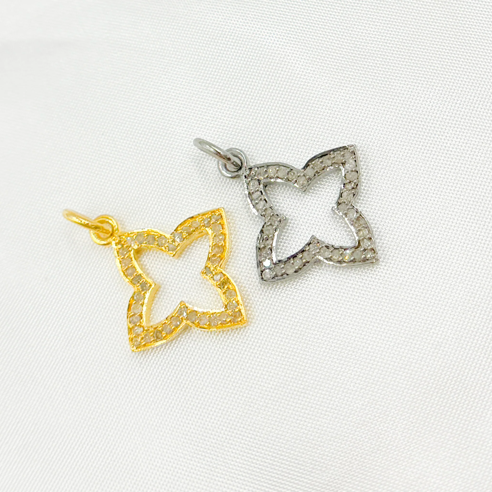 DC900. Diamond Sterling Silver Flower Pendant