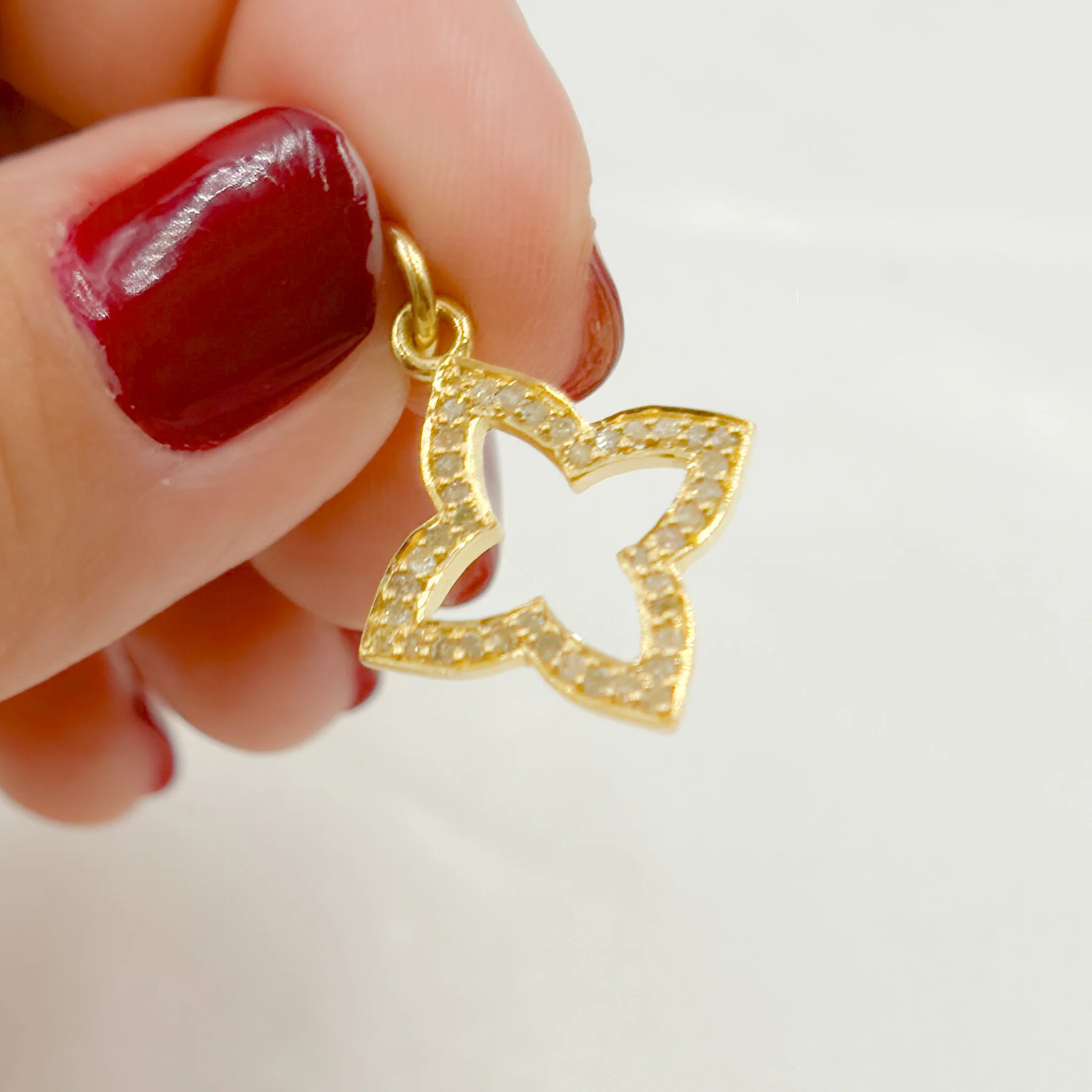 DC900. Diamond Sterling Silver Flower Pendant - Image 3