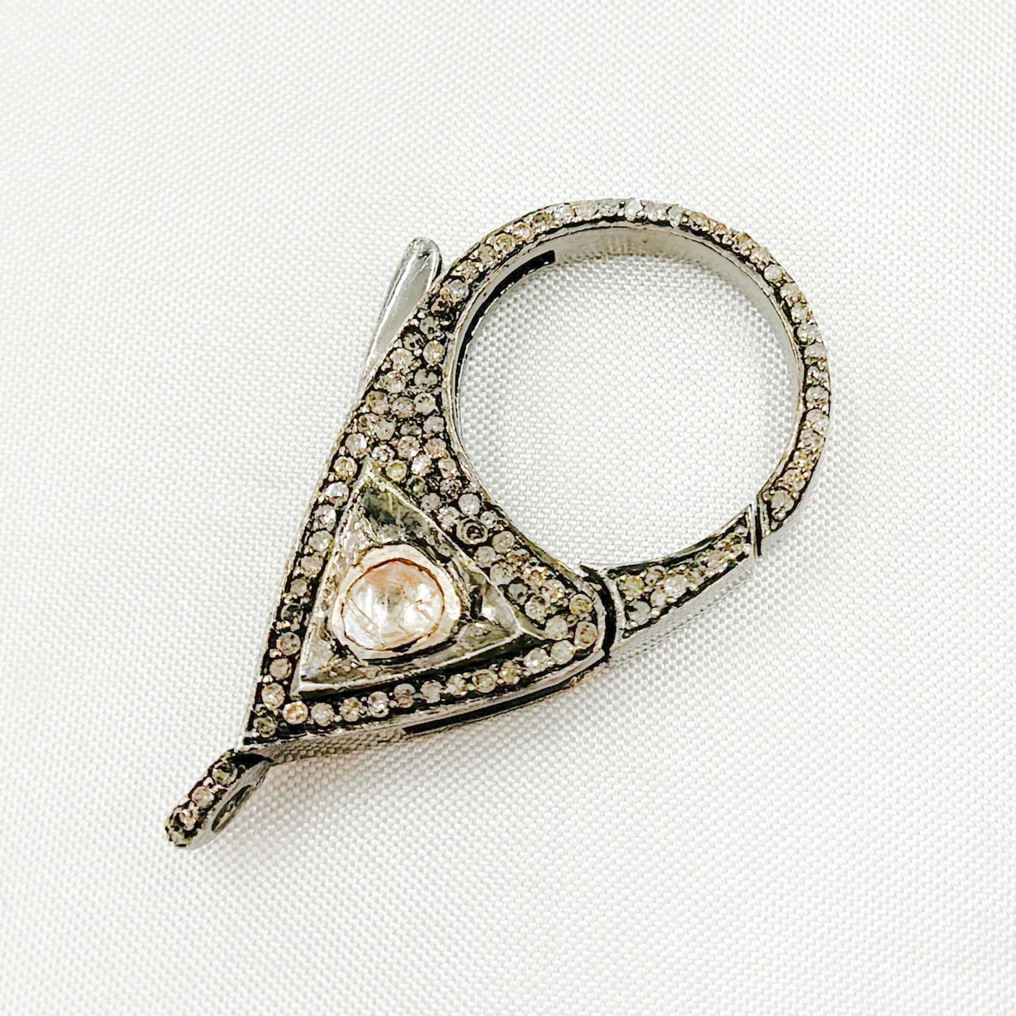 DC652. Diamond & Sterling Silver Round Trigger Clasp with Polki Diamond - Image 3