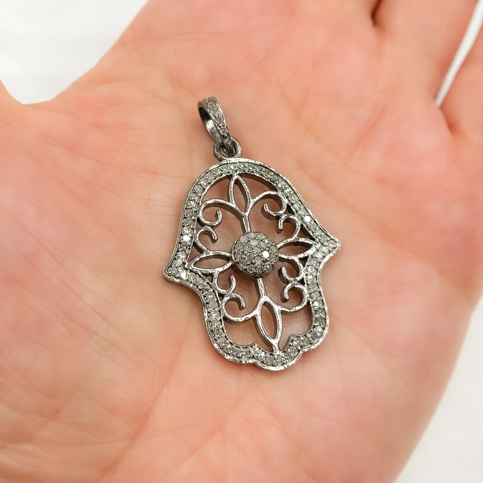 DP295. Diamond & Sterling Silver Hamsa Pendant - Image 3