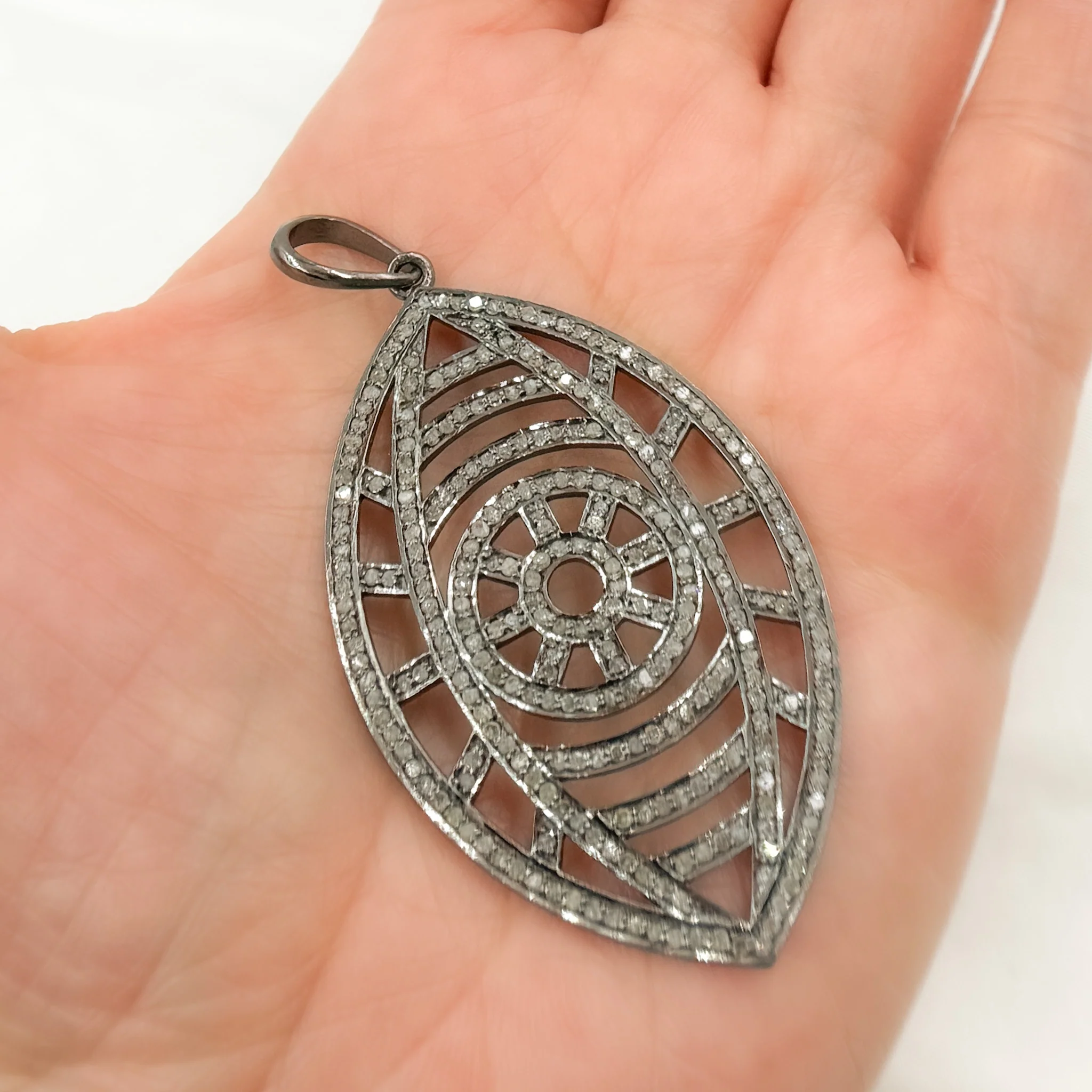 DP047. Diamond & Sterling Silver Leaf Shape Pendant - Image 2