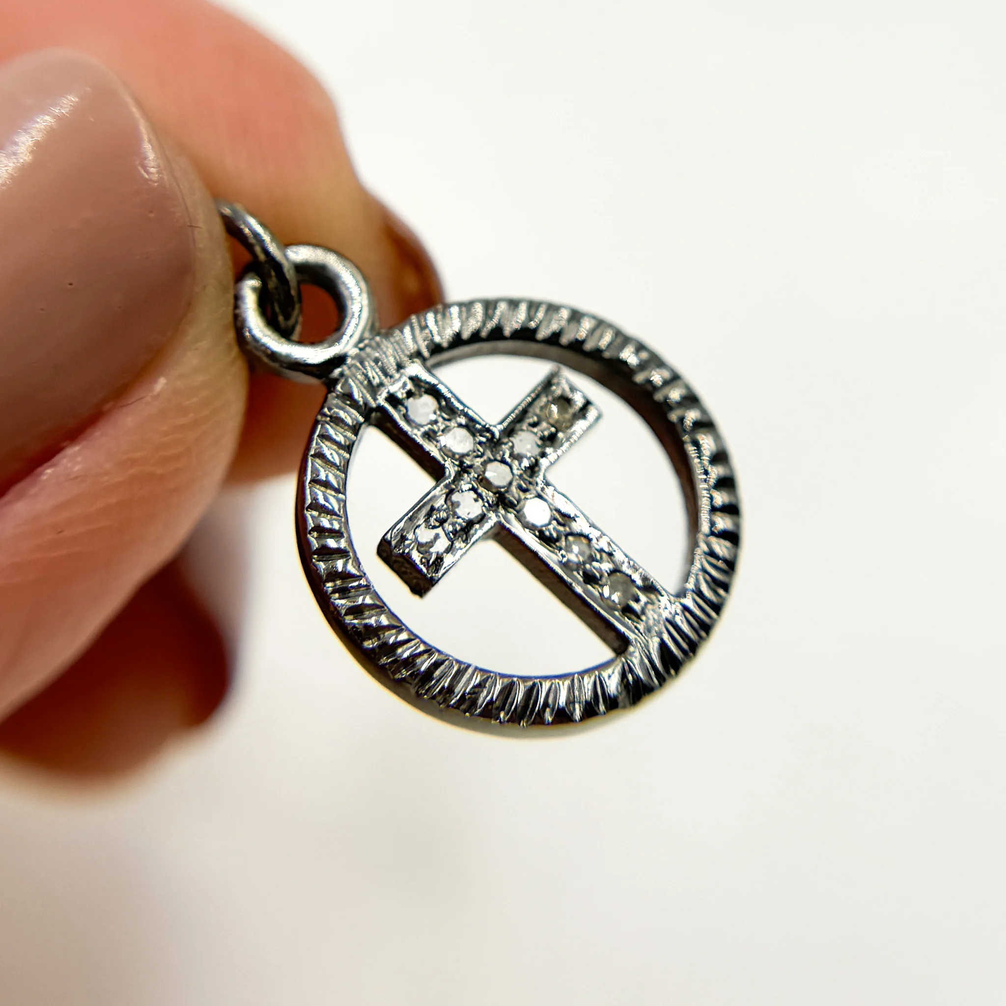 DC328. Diamond Sterling Silver Round Cross Charm - Image 3