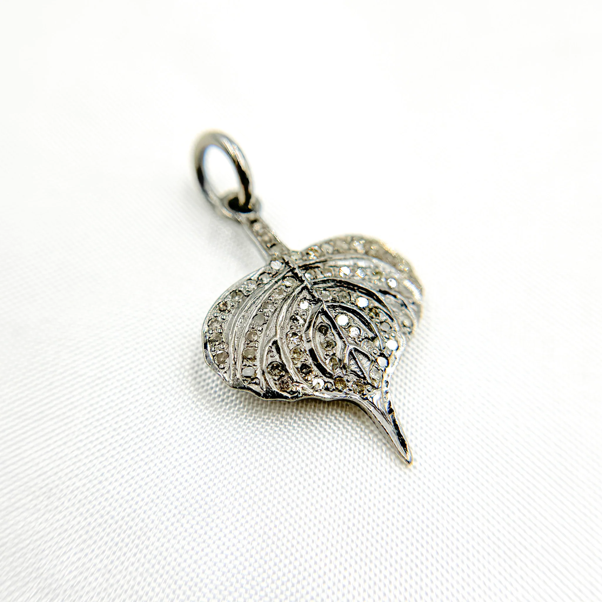 DC453. Diamond Sterling Silver Leaf Pendant - Image 3