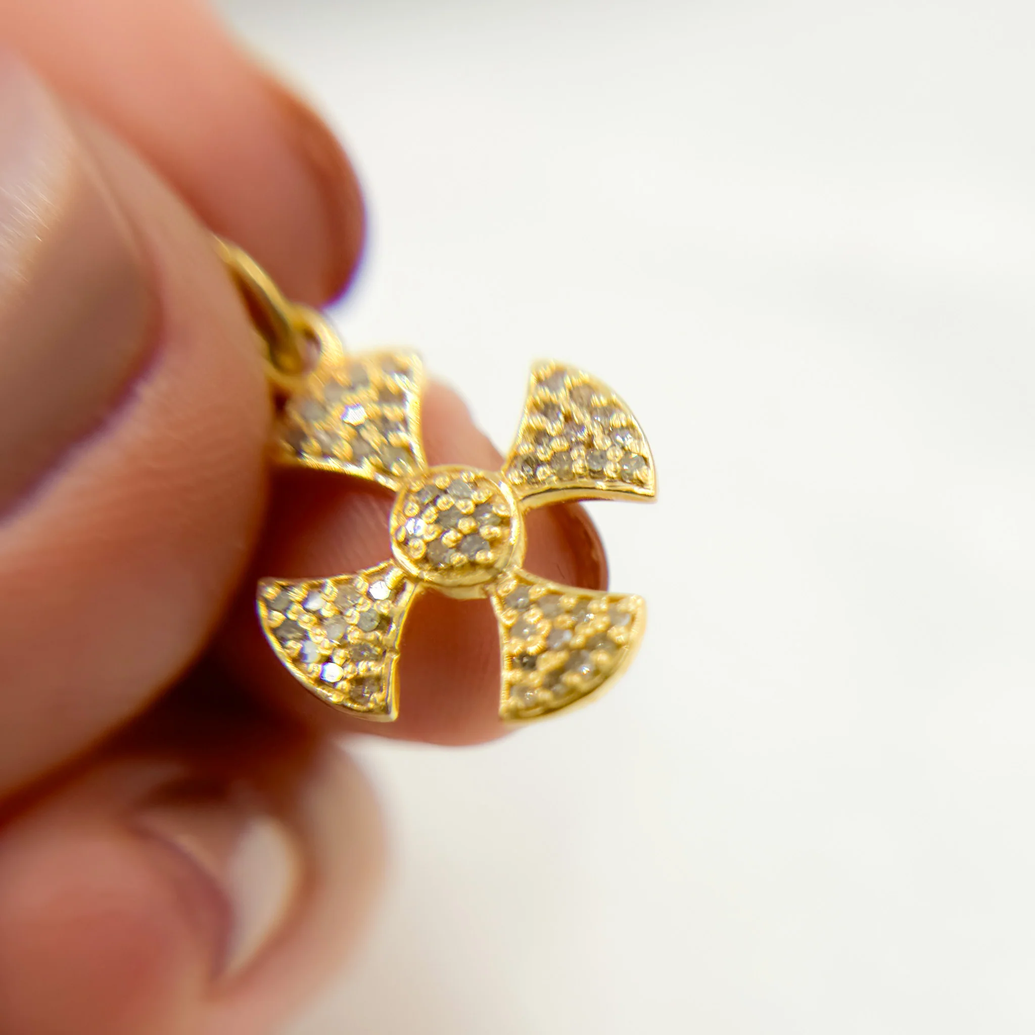 DC306. Diamond Sterling Silver Cross Pendant - Image 7