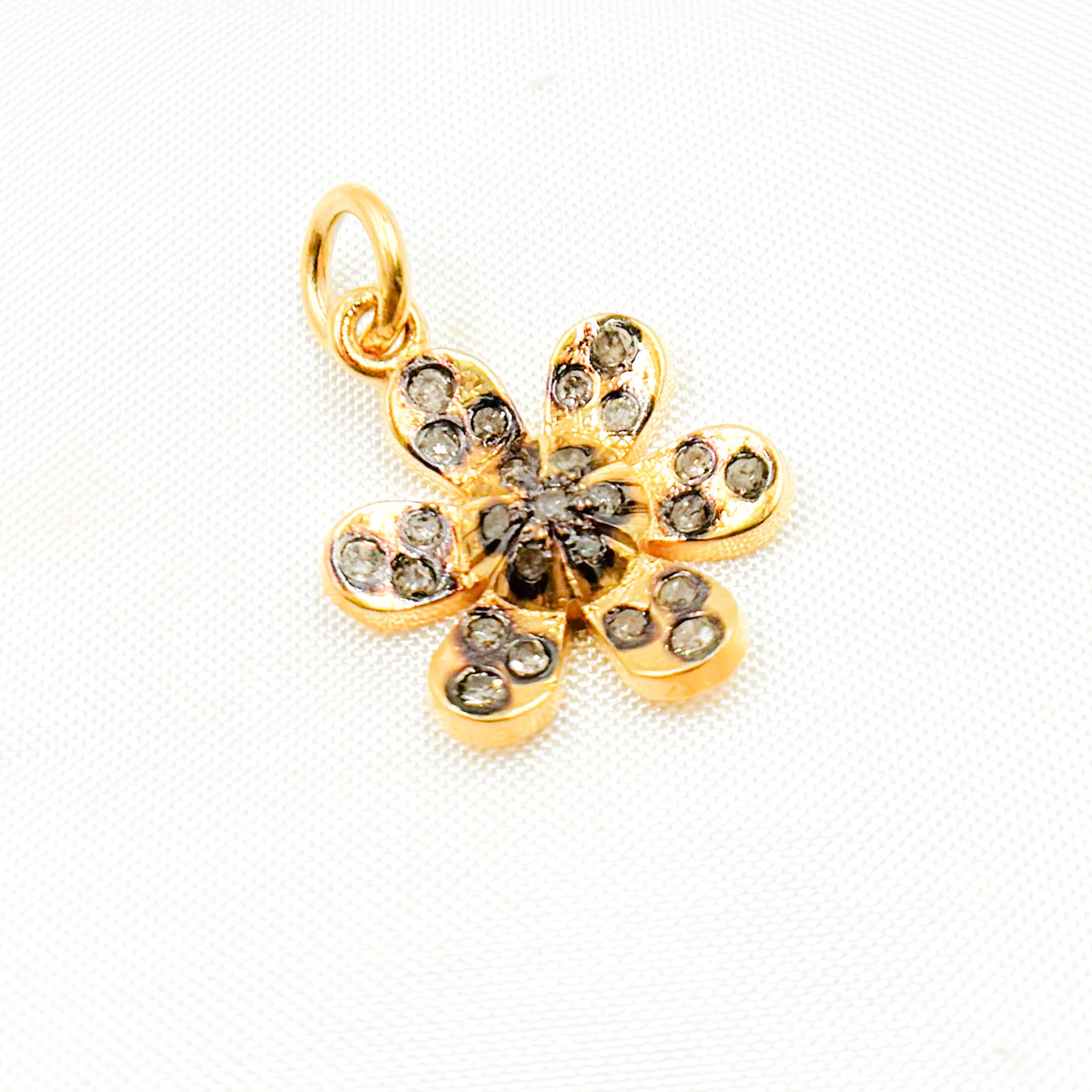DC480. Diamond Sterling Silver Flower Charm - Image 7