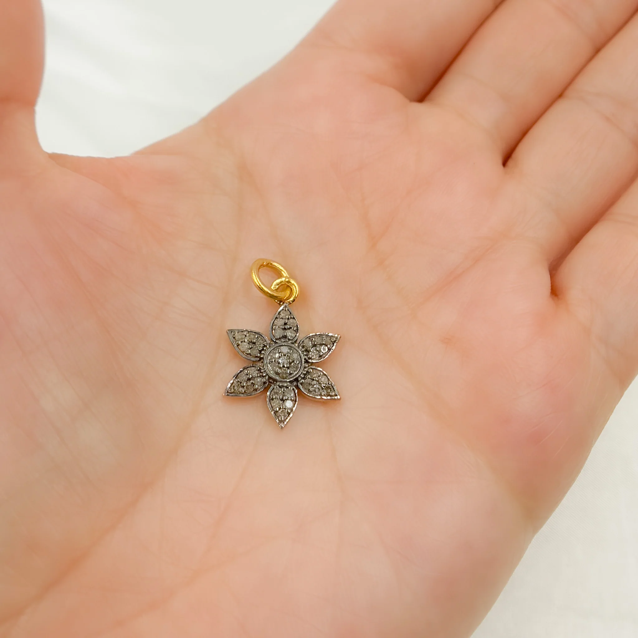 DP191. Diamond Sterling Silver Flower Charm - Image 2