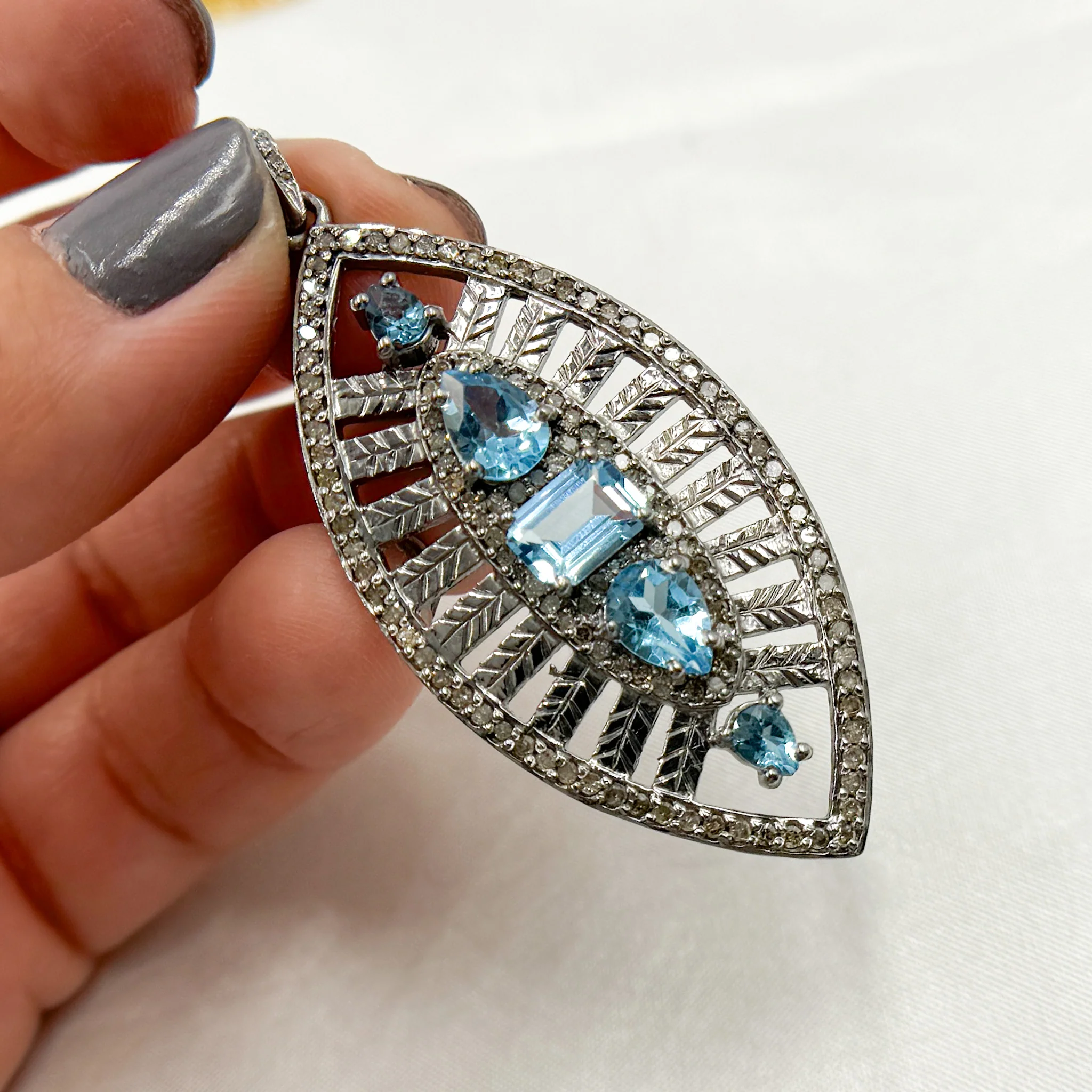 DP208. Diamond Sterling Silver Leaf Shape Pendant with Gemstone - Image 5