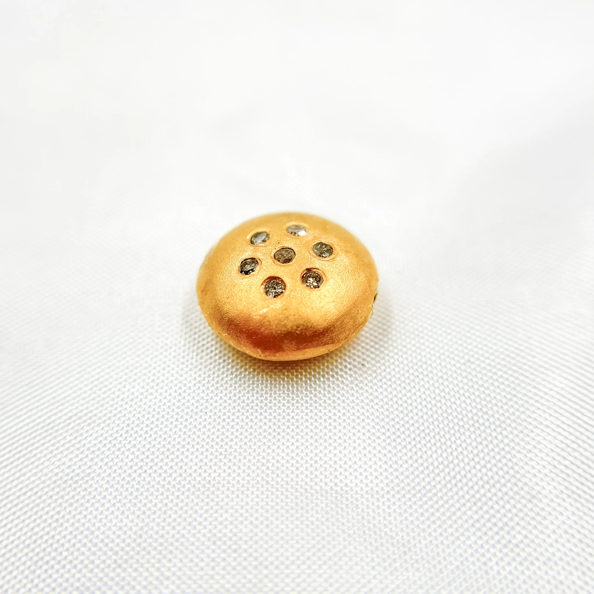 DC533. Diamond & Sterling Silver Round Bead - Image 5