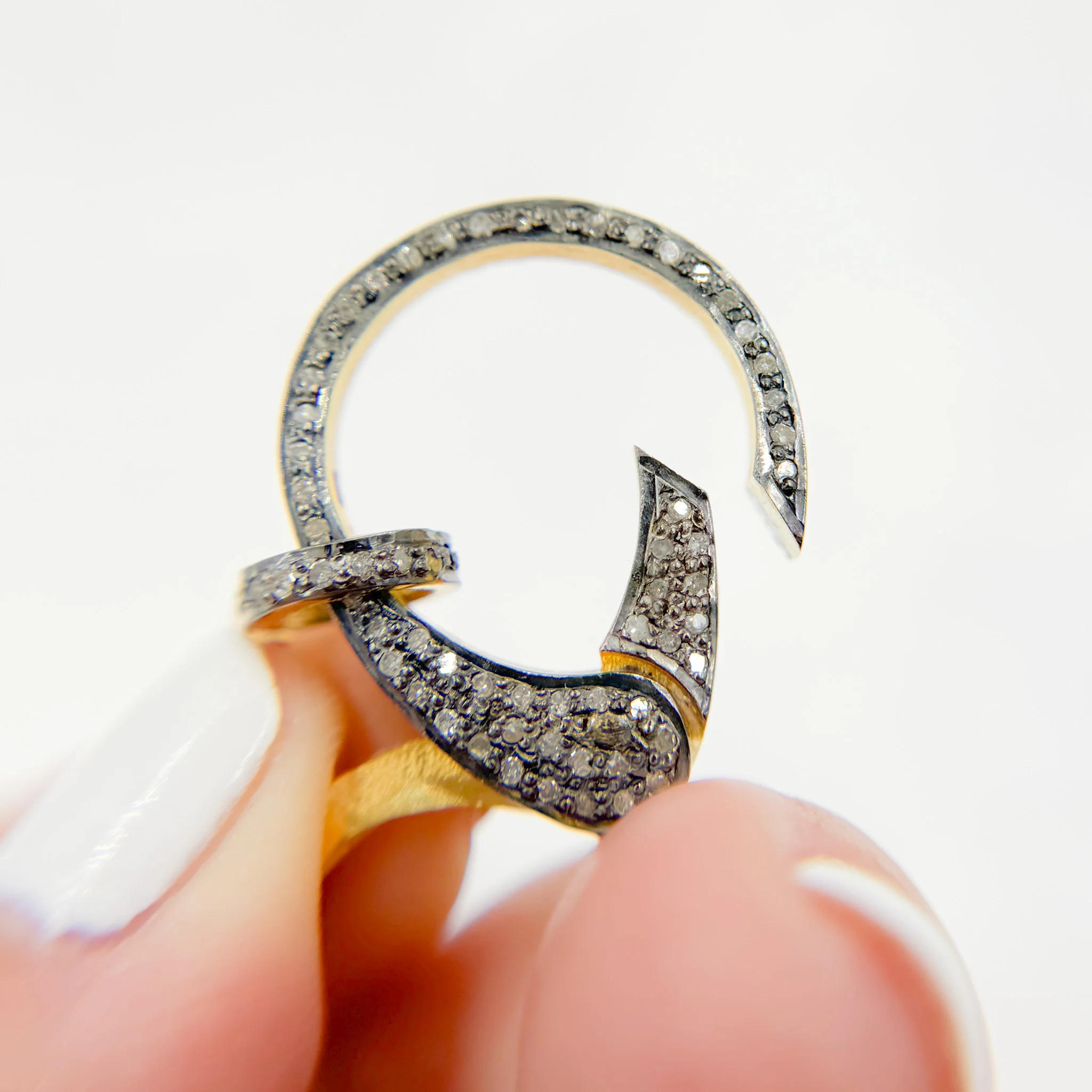 DC688B. Pave Diamond & 925 Sterling Silver Pear Shape Trigger Clasp - Image 3