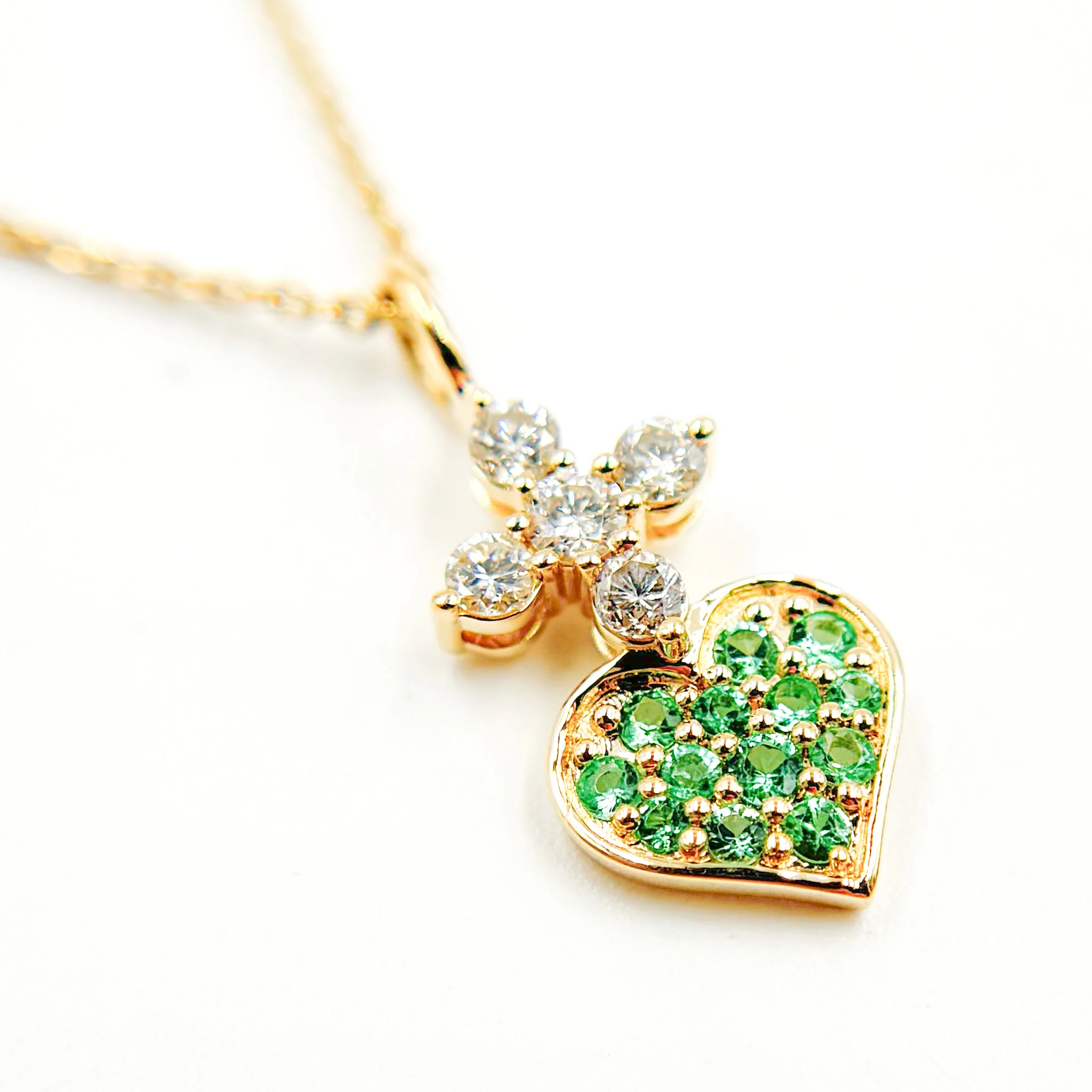 PFC33231. 14k Solid Gold Diamond and Gemstone Heart Necklace - Image 4