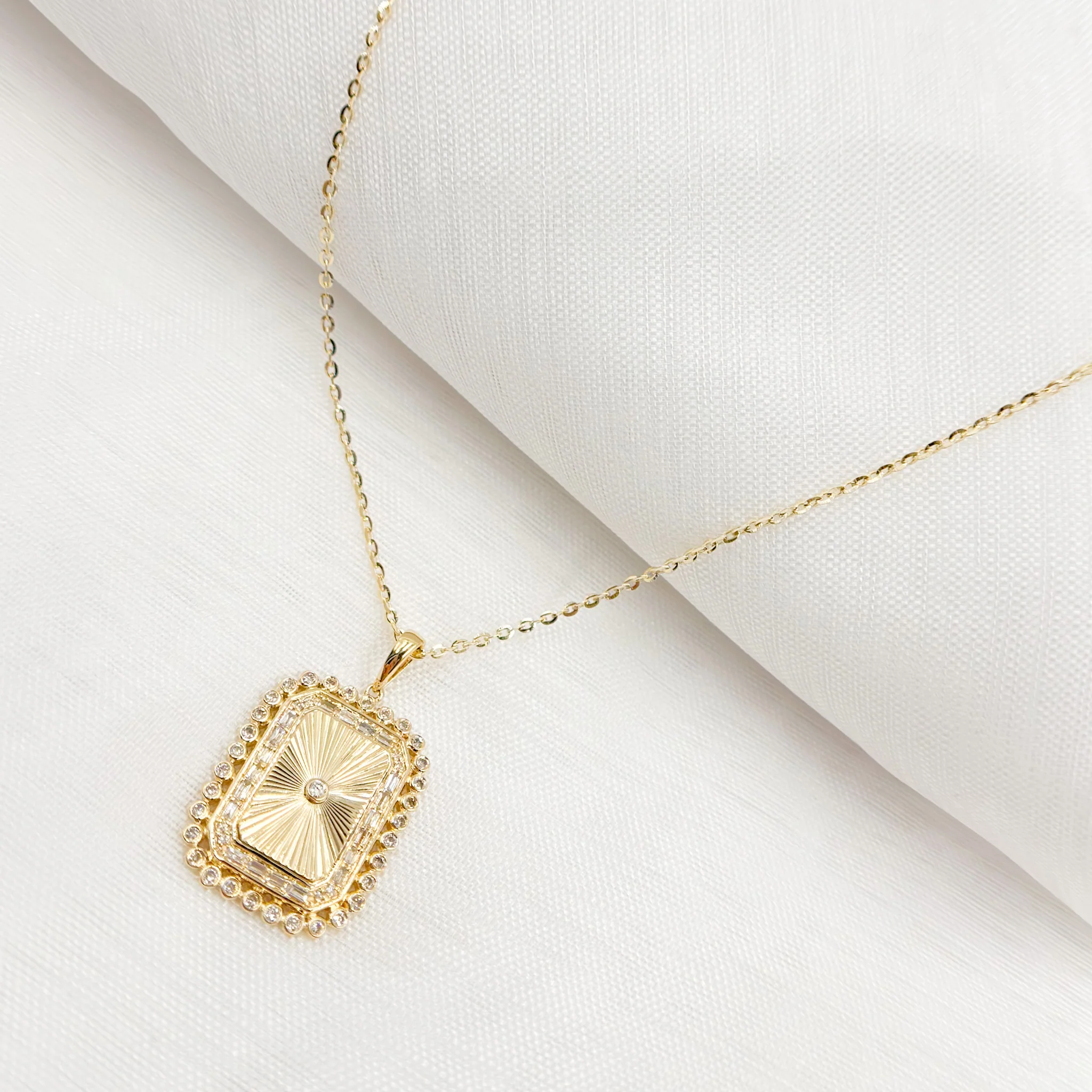 PFH33152. 14K Solid Gold Diamond Rectangle Necklace