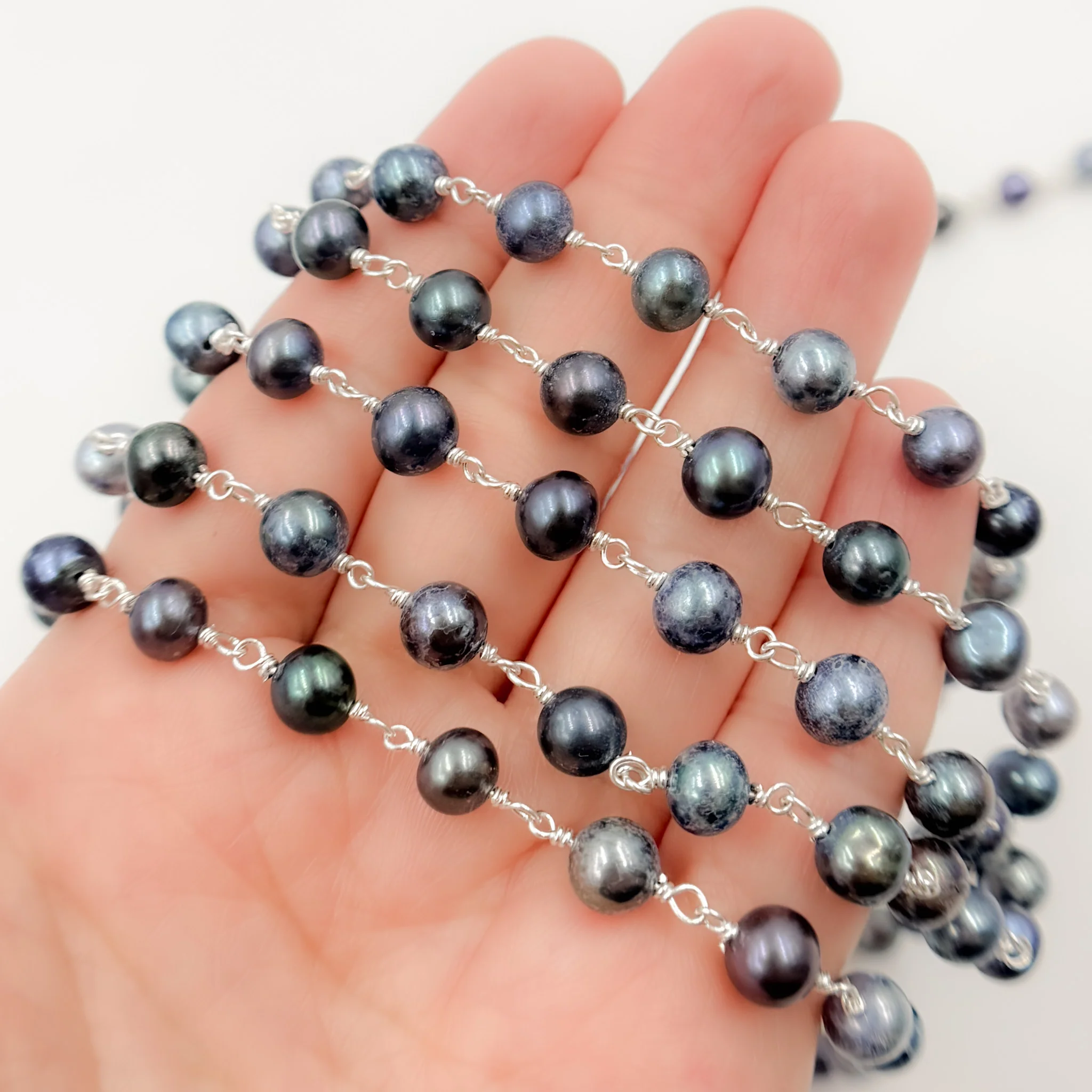 PRL63. Peacock Pearl Round Shape Sterling Silver Wire Chain - Image 3