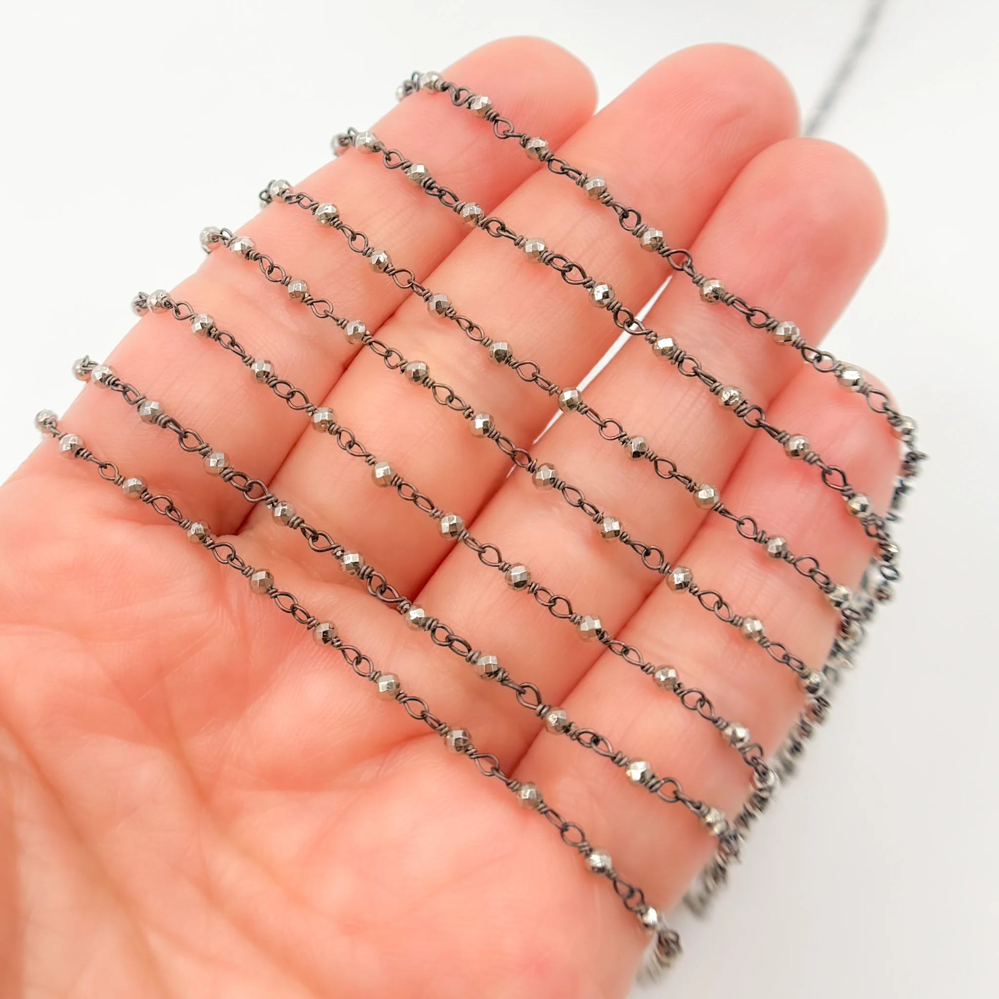 SPY3. Pyrite Wire Wrapped Beads Chain - Image 4