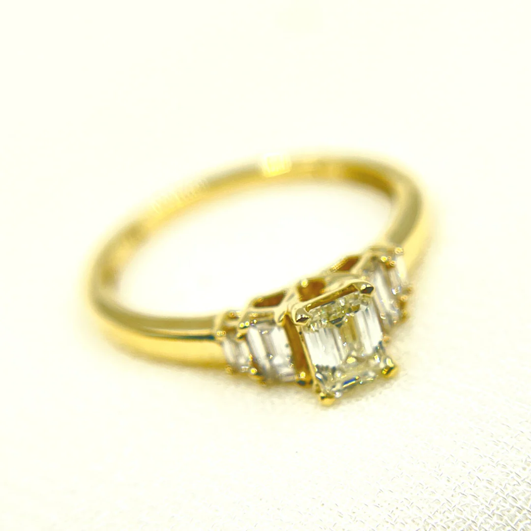 REJ11638. 14K Solid Yellow Gold Rectangle Cluster Diamond Ring - Image 2