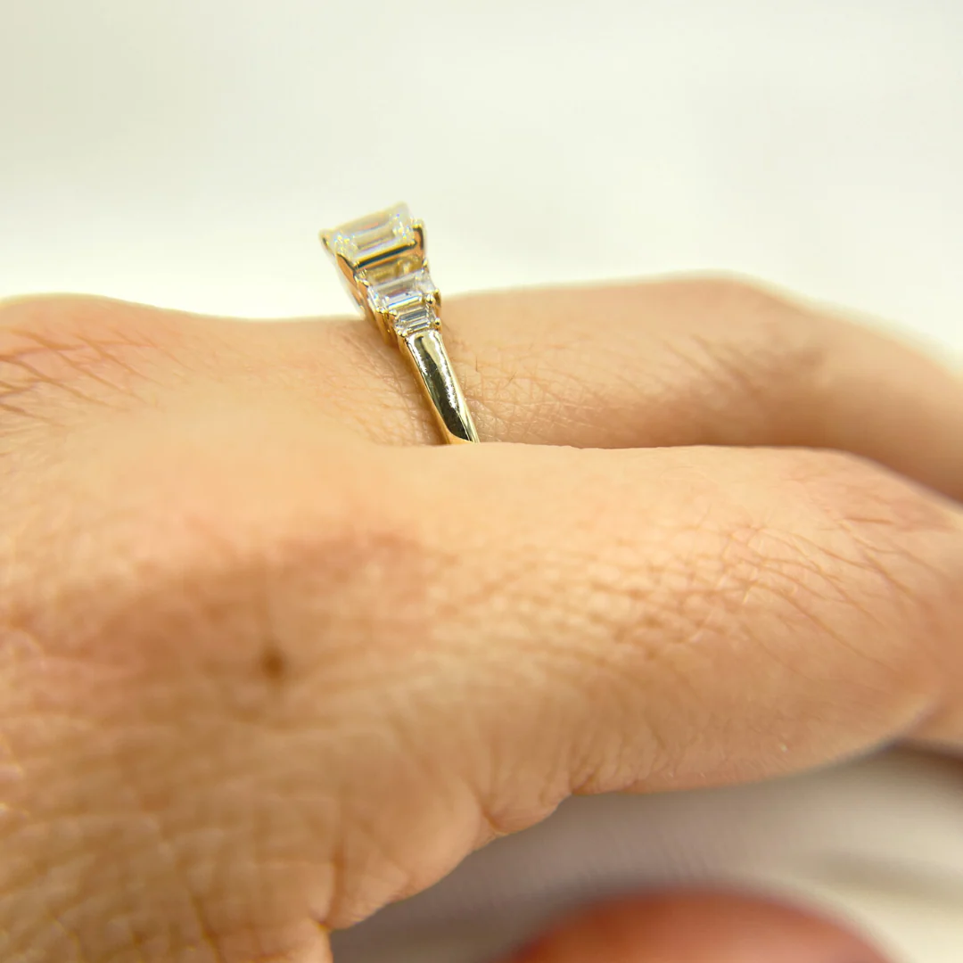 REJ11638. 14K Solid Yellow Gold Rectangle Cluster Diamond Ring - Image 9
