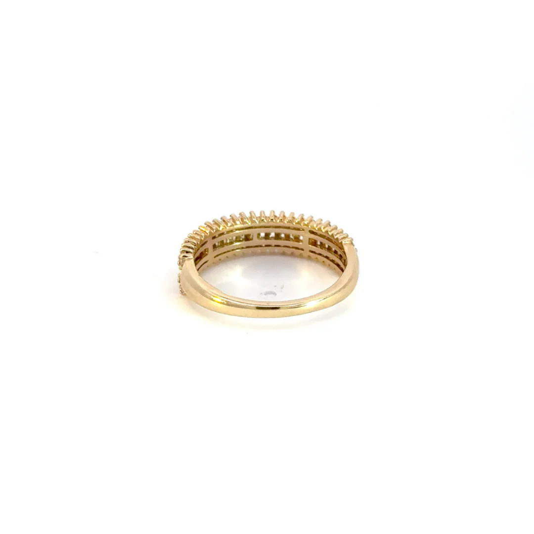 RFL17472. 14k Solid Gold Baguette Diamond Ring - Image 9