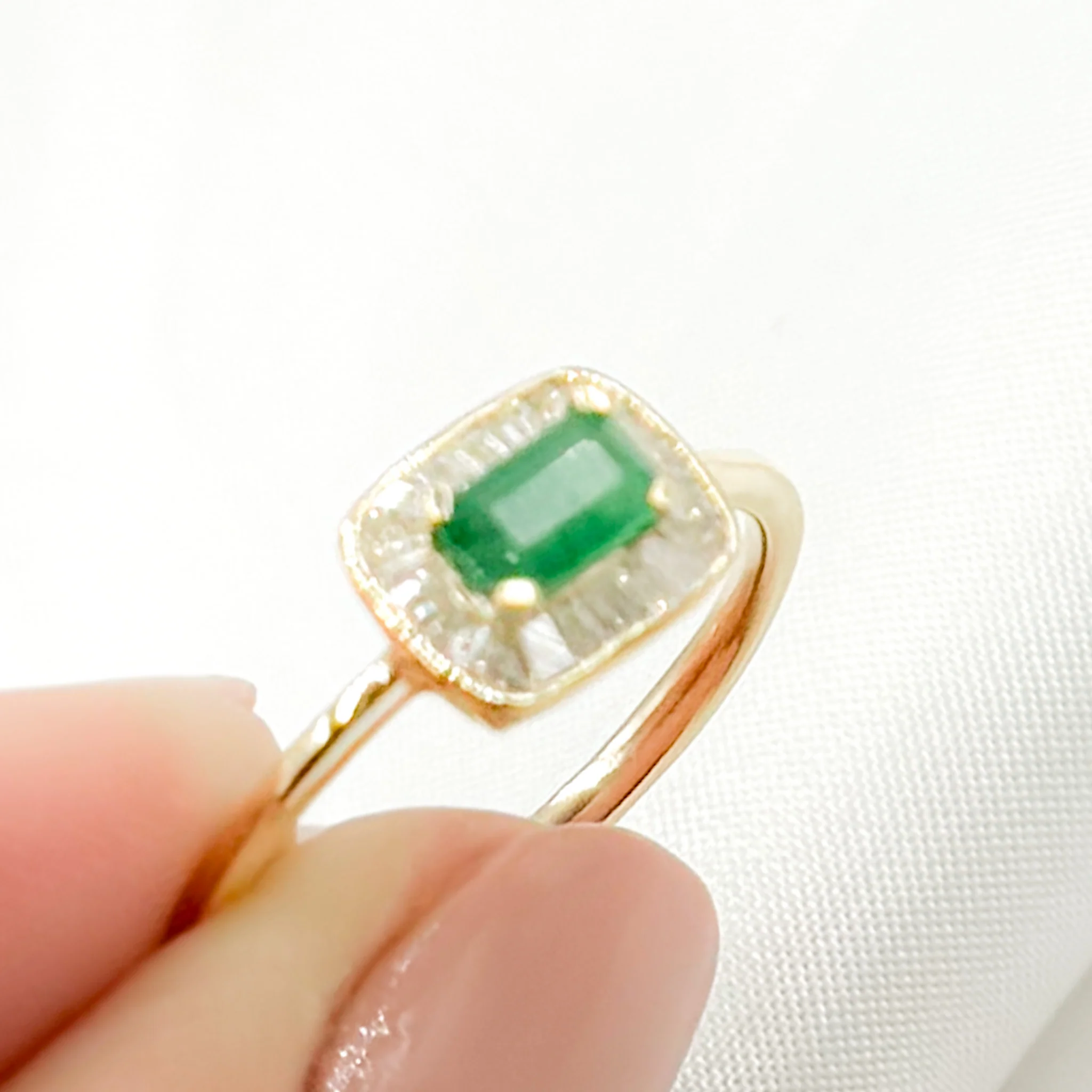 RN417572EM. 14K Solid Gold Diamond and Emerald Ring - Image 4