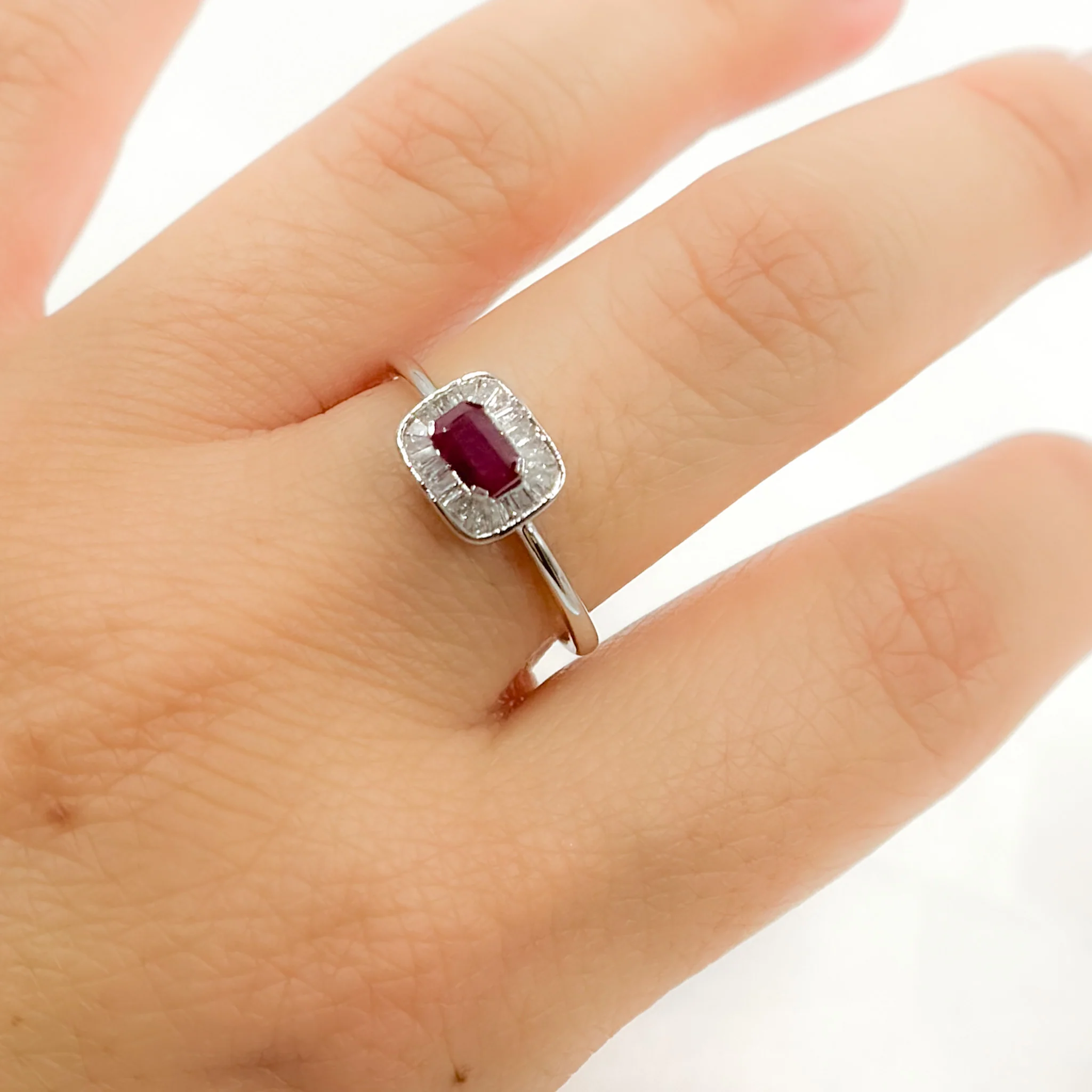 RN417572RU. 14K Solid Gold Diamond and Ruby Ring - Image 4
