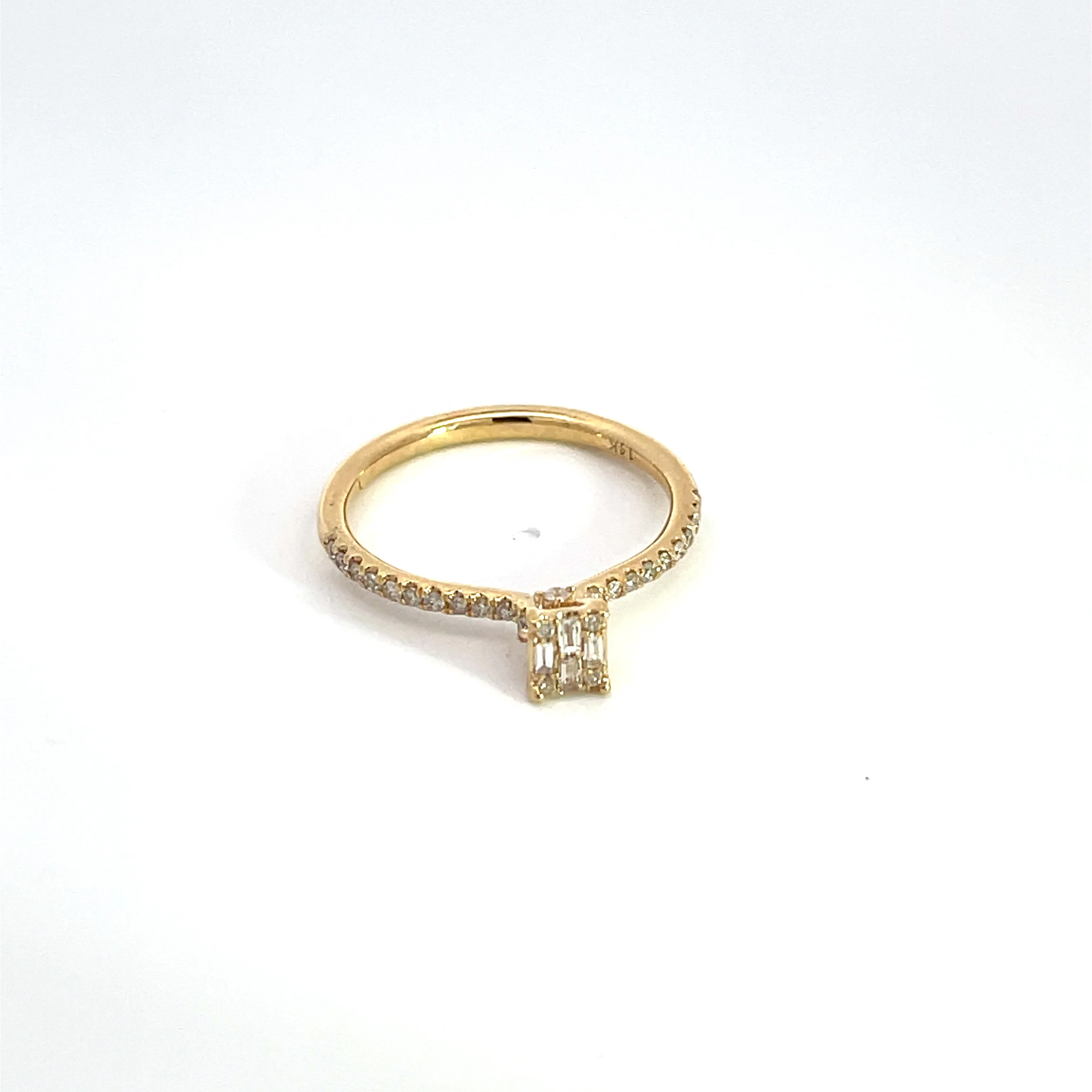 RPE23998. 14k Solid Gold Diamond Baguette Ring