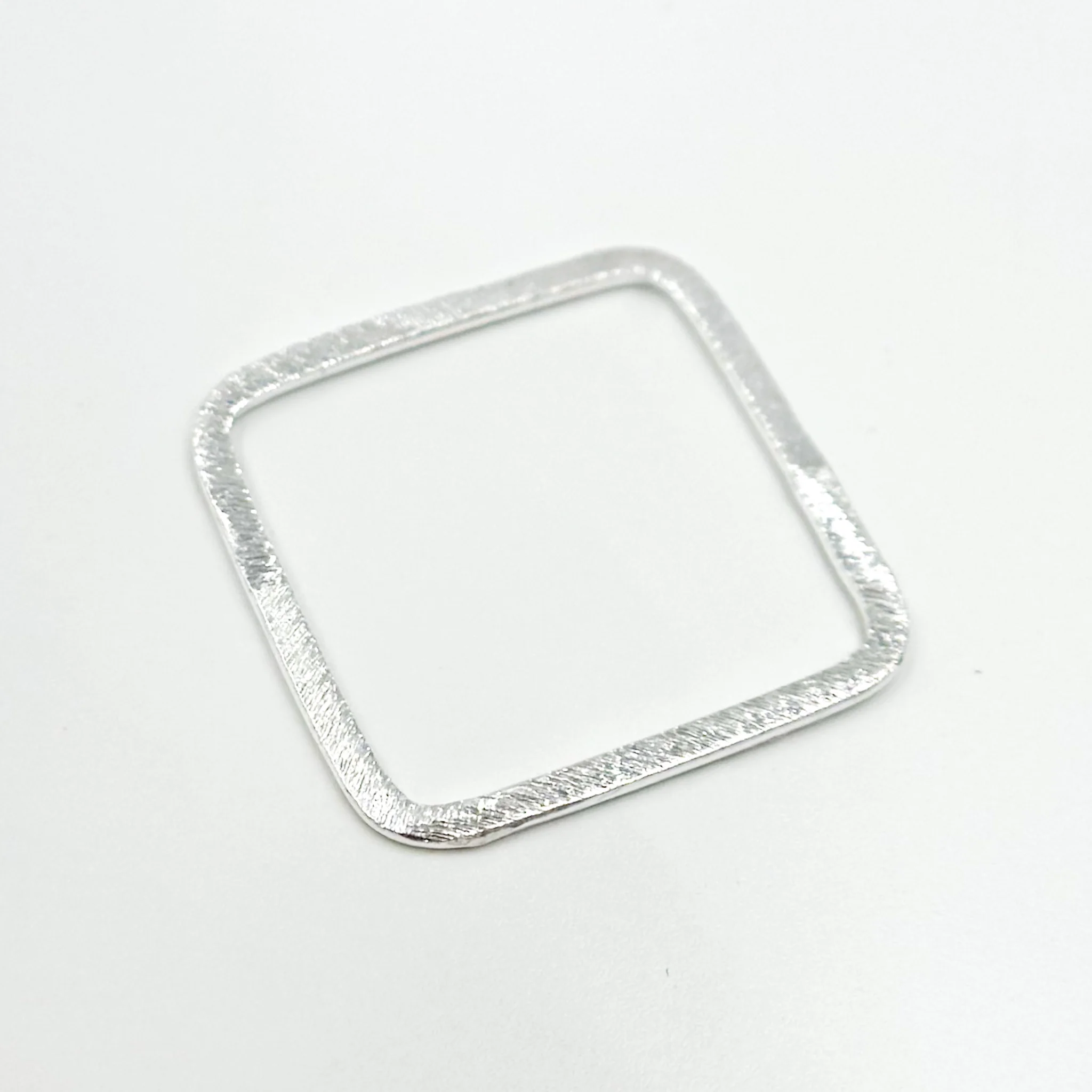SS2SS. 25MM White Sterling Silver Brushed Square Connector - Image 4