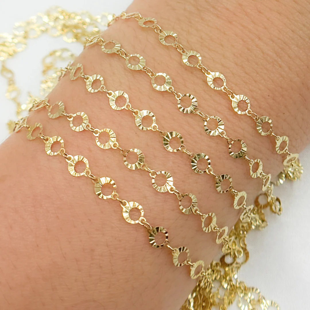 V20DCGP. Gold Plated Sterling Silver Diamond Cut Circle Link Chain