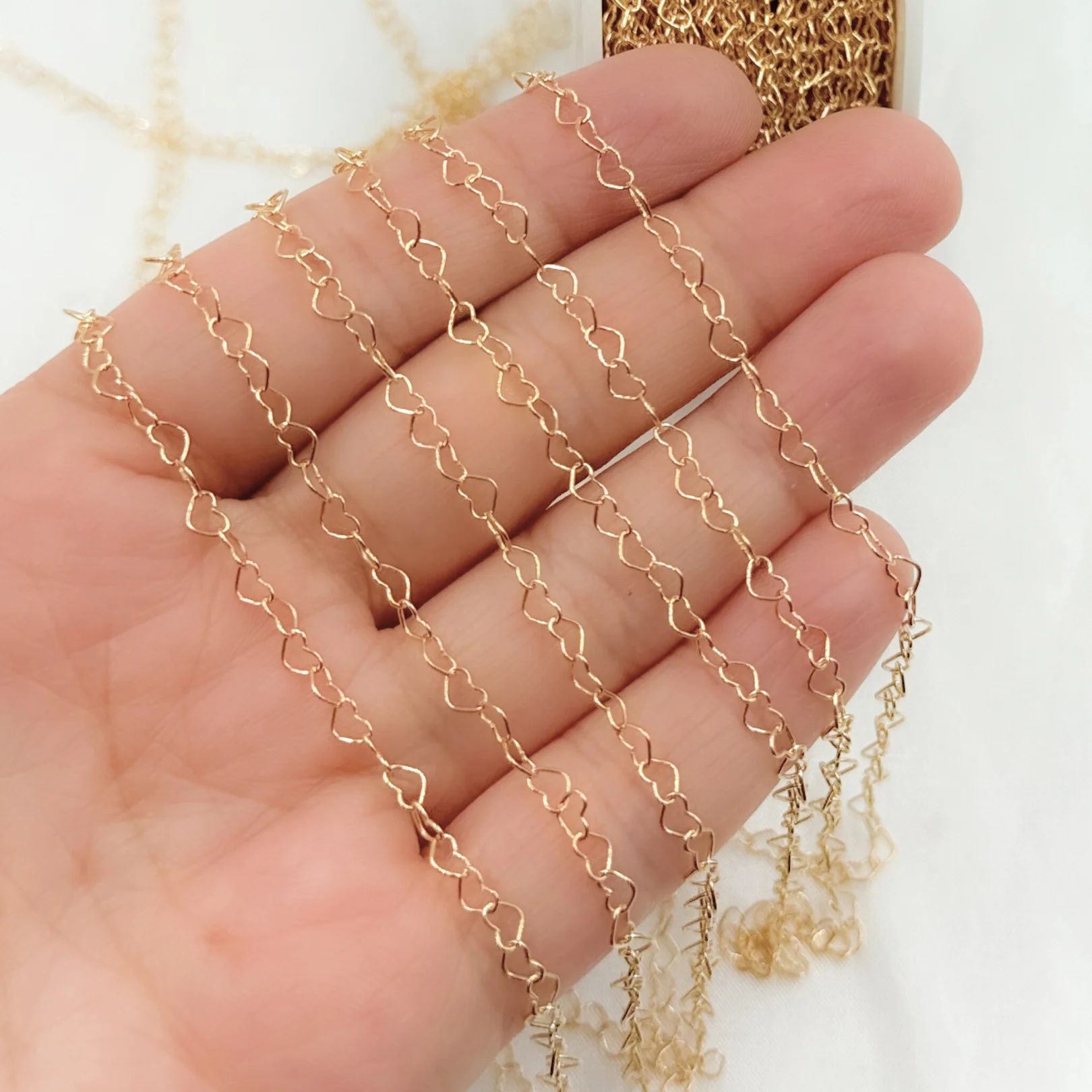 V233GF. 14k Gold Filled Heart Link Chain